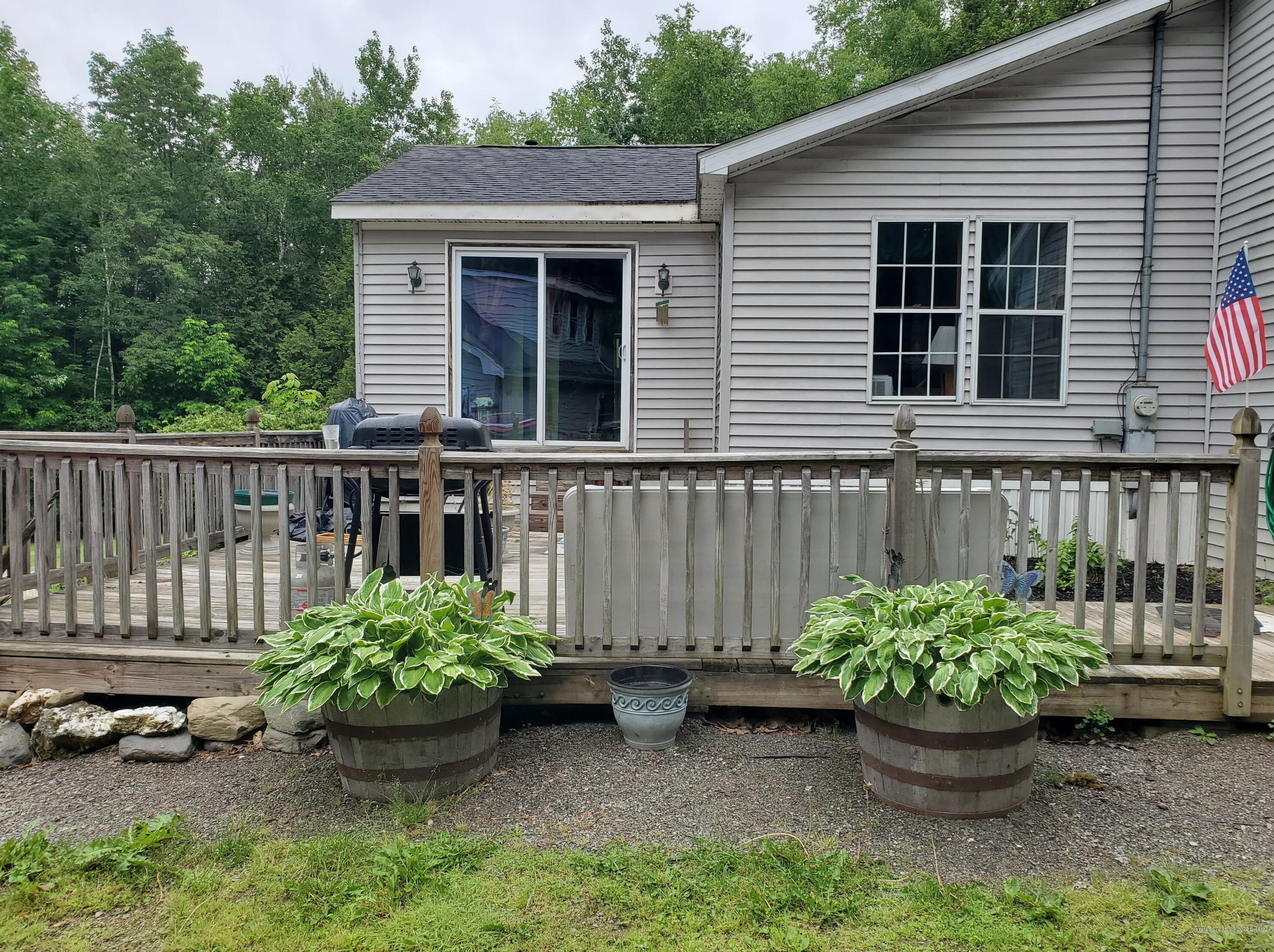 106 Lower Detroit Rd, Plymouth, ME 04969