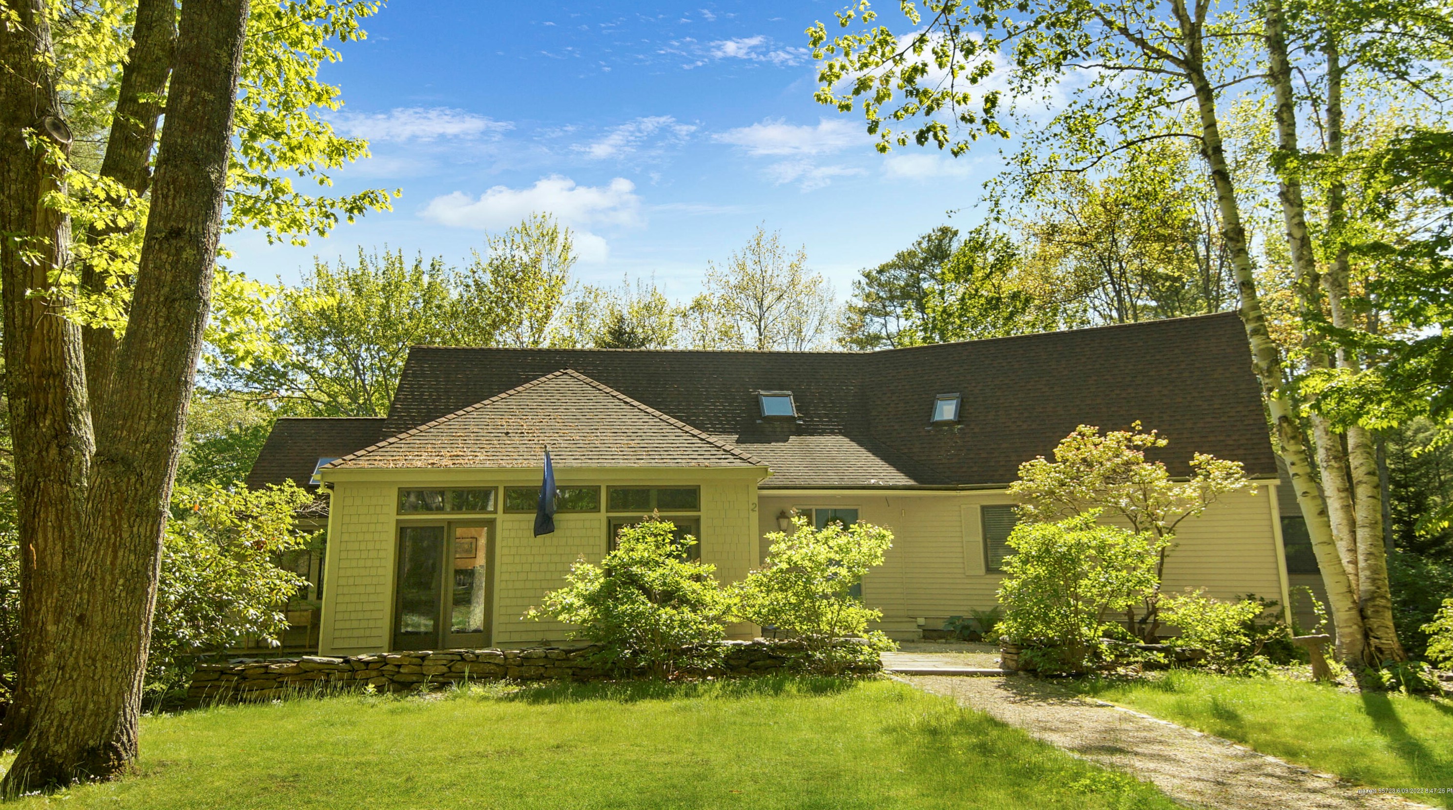 2 Rocky Shore Ln, Kennebunk, ME 04043 exterior