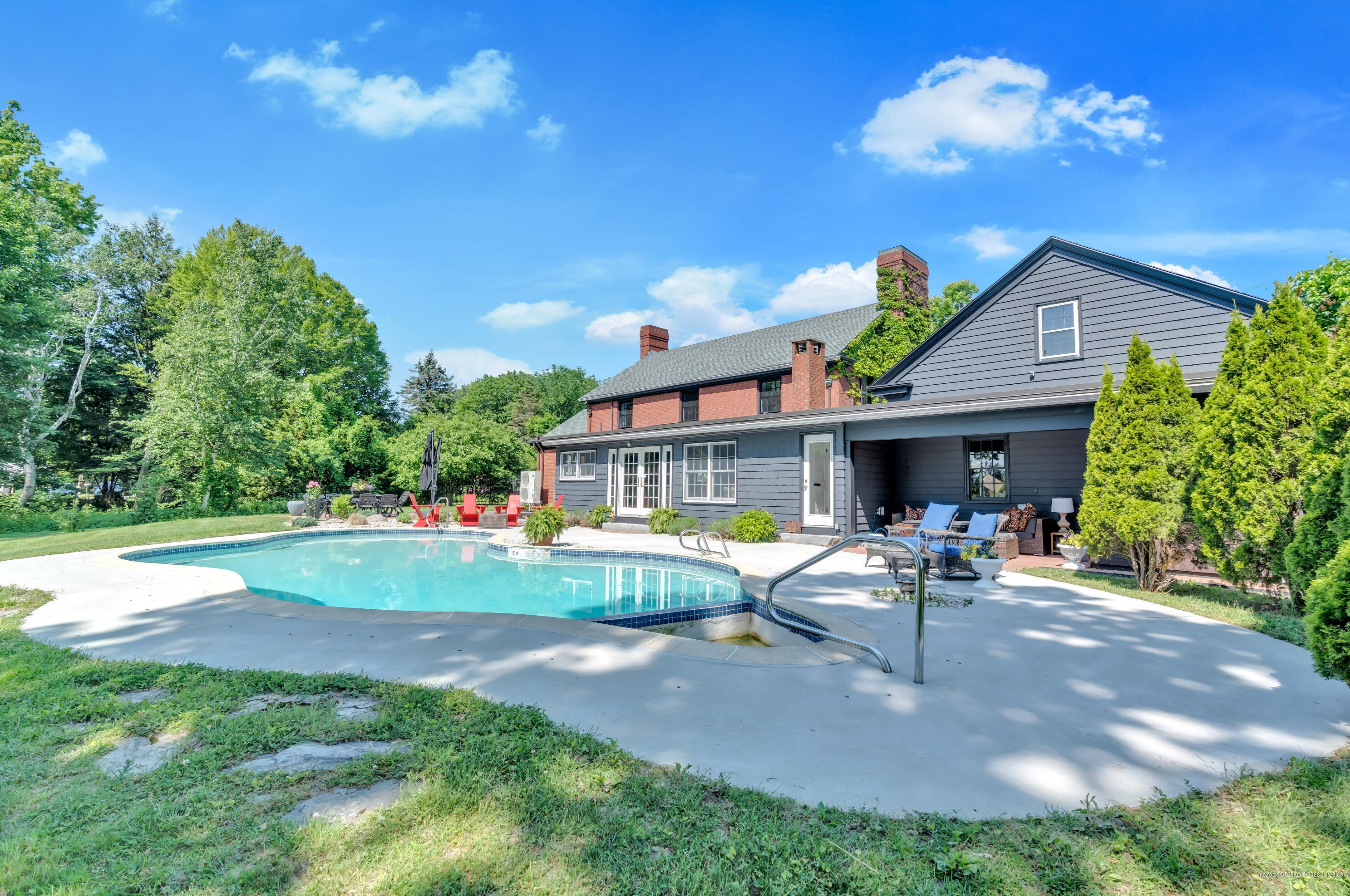 25 Penrith Rd, Portland, ME 04102