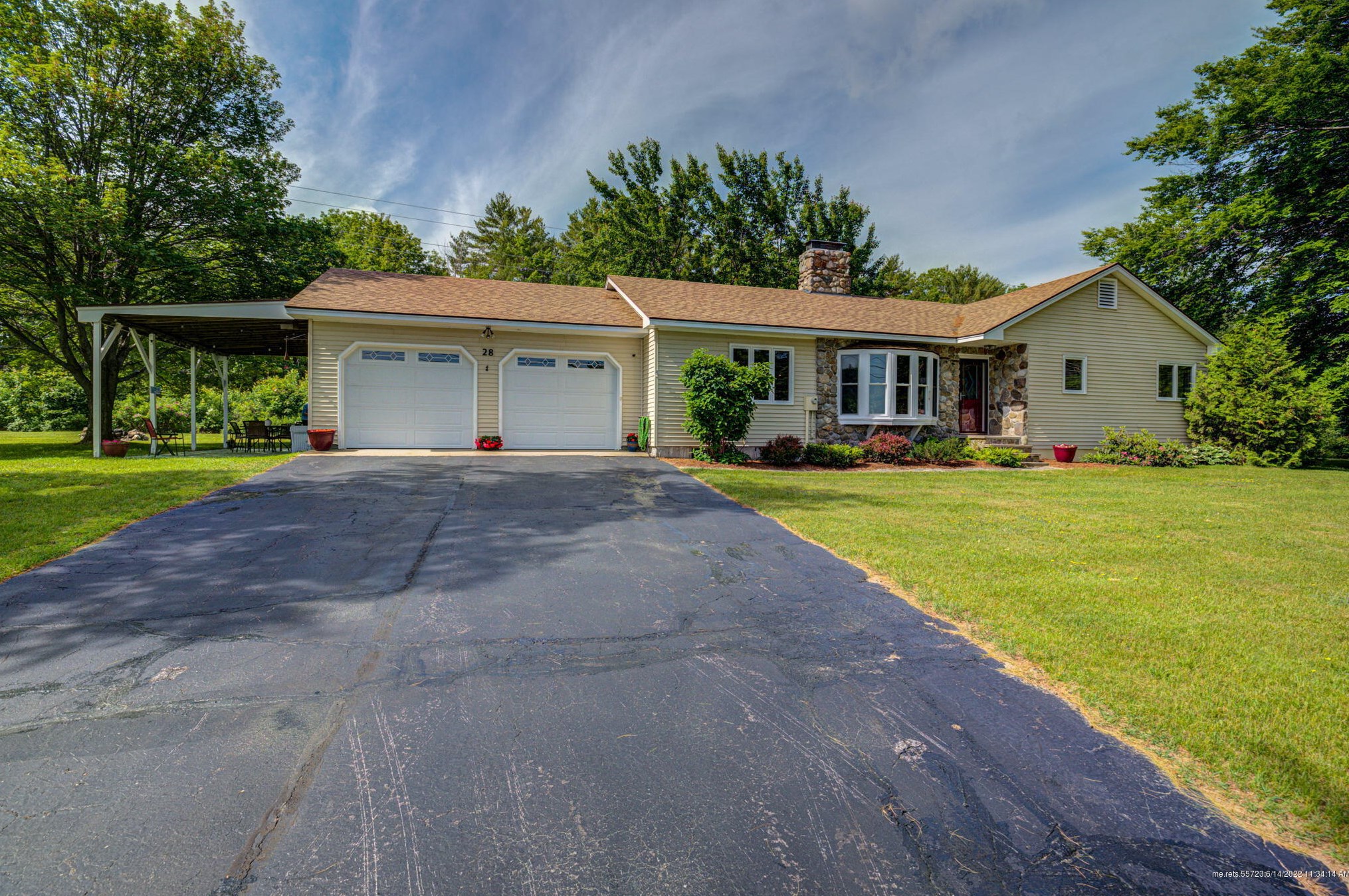 28 Main St, Greenwood, ME 04255