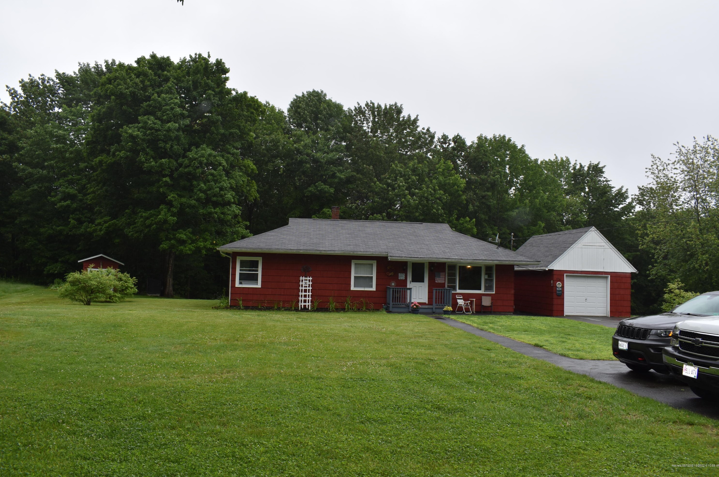374 W River Rd, Augusta, ME 04330