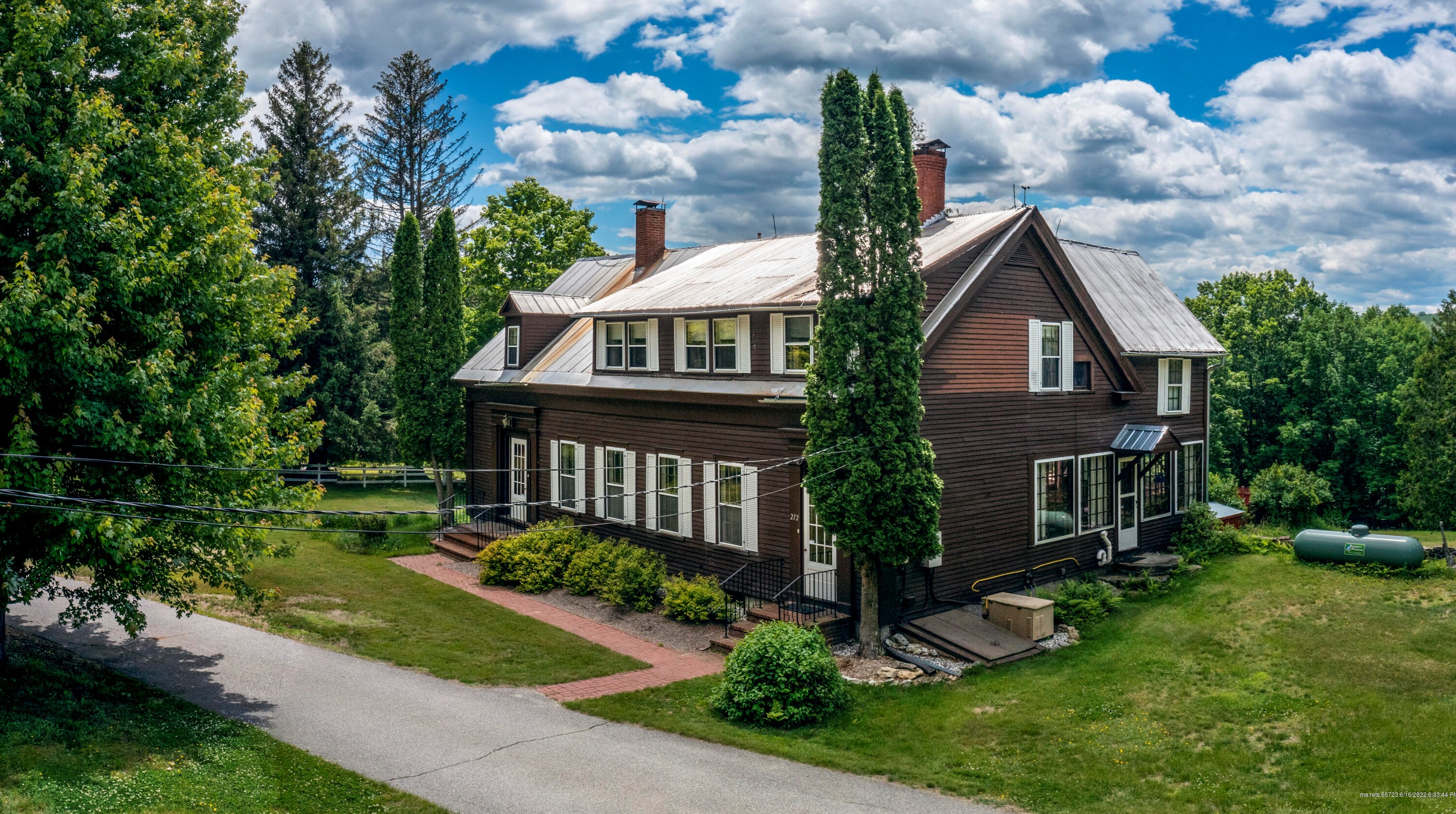 212 Crockett Ridge Rd, Norway, ME 04268