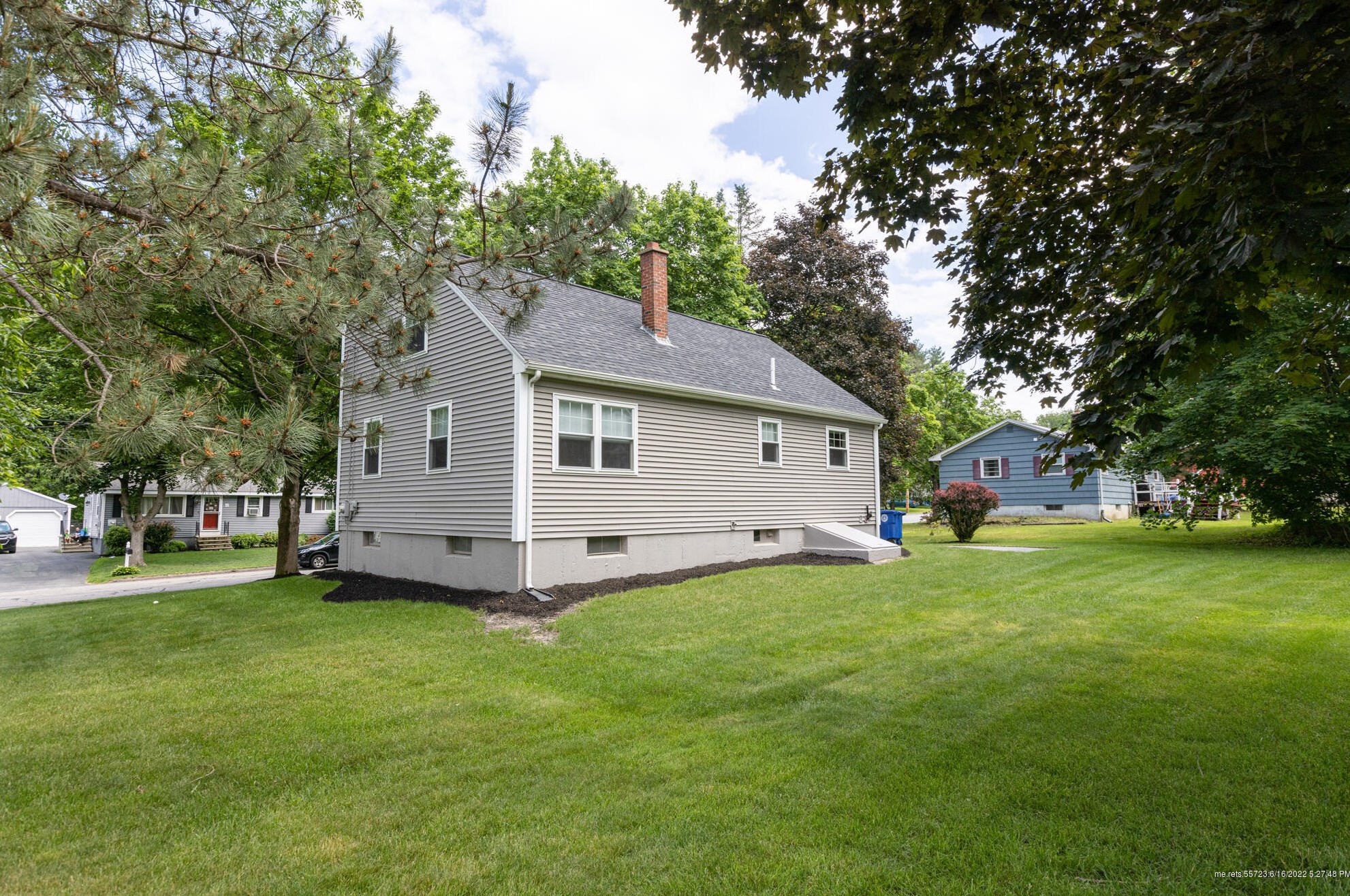 43 Constitution Dr, Westbrook ME  04092-4536 exterior