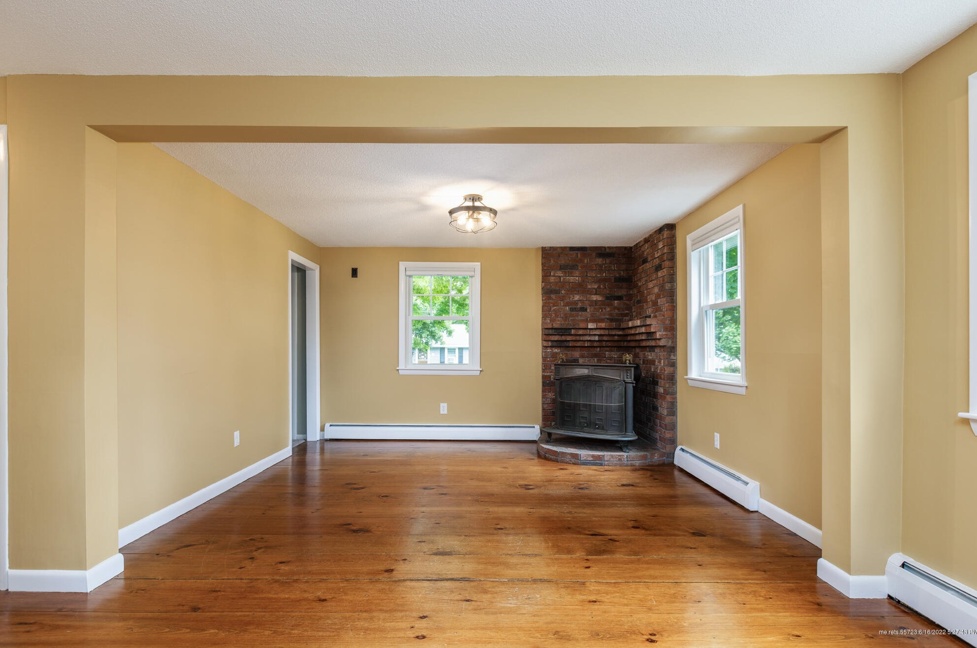 43 Constitution Dr, Westbrook ME  04092-4536 exterior