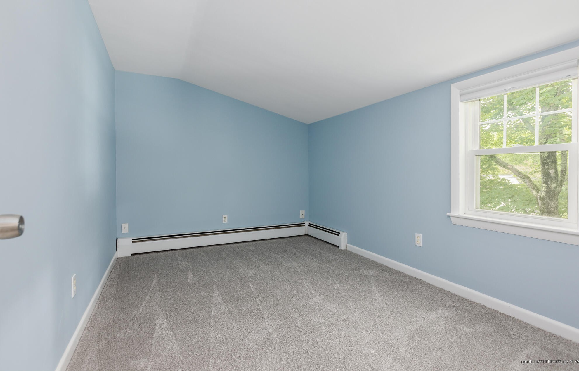 43 Constitution Dr, Westbrook ME  04092-4536 exterior