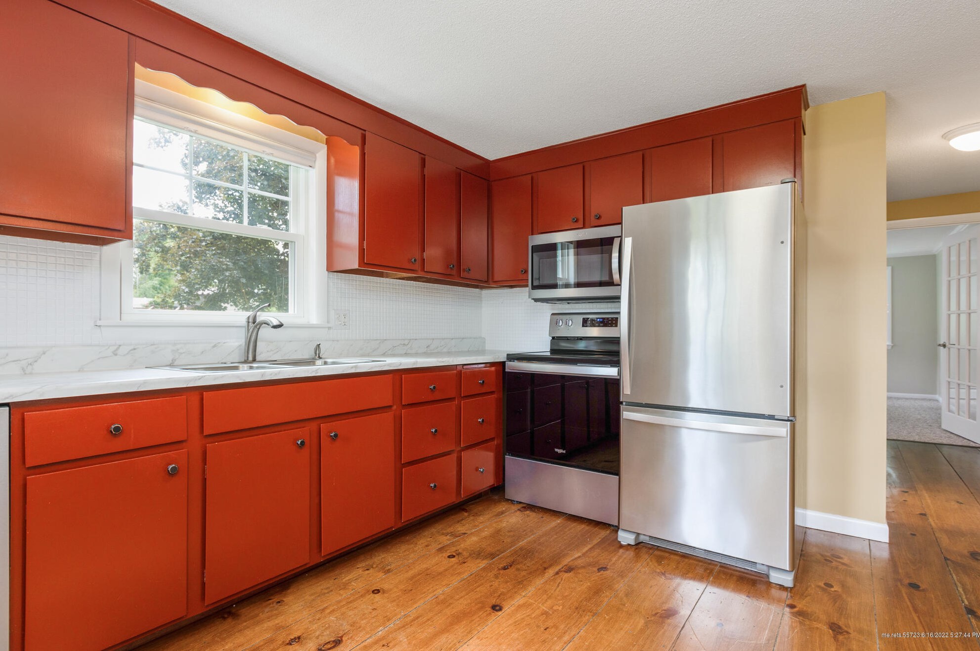 43 Constitution Dr, Westbrook ME  04092-4536 exterior