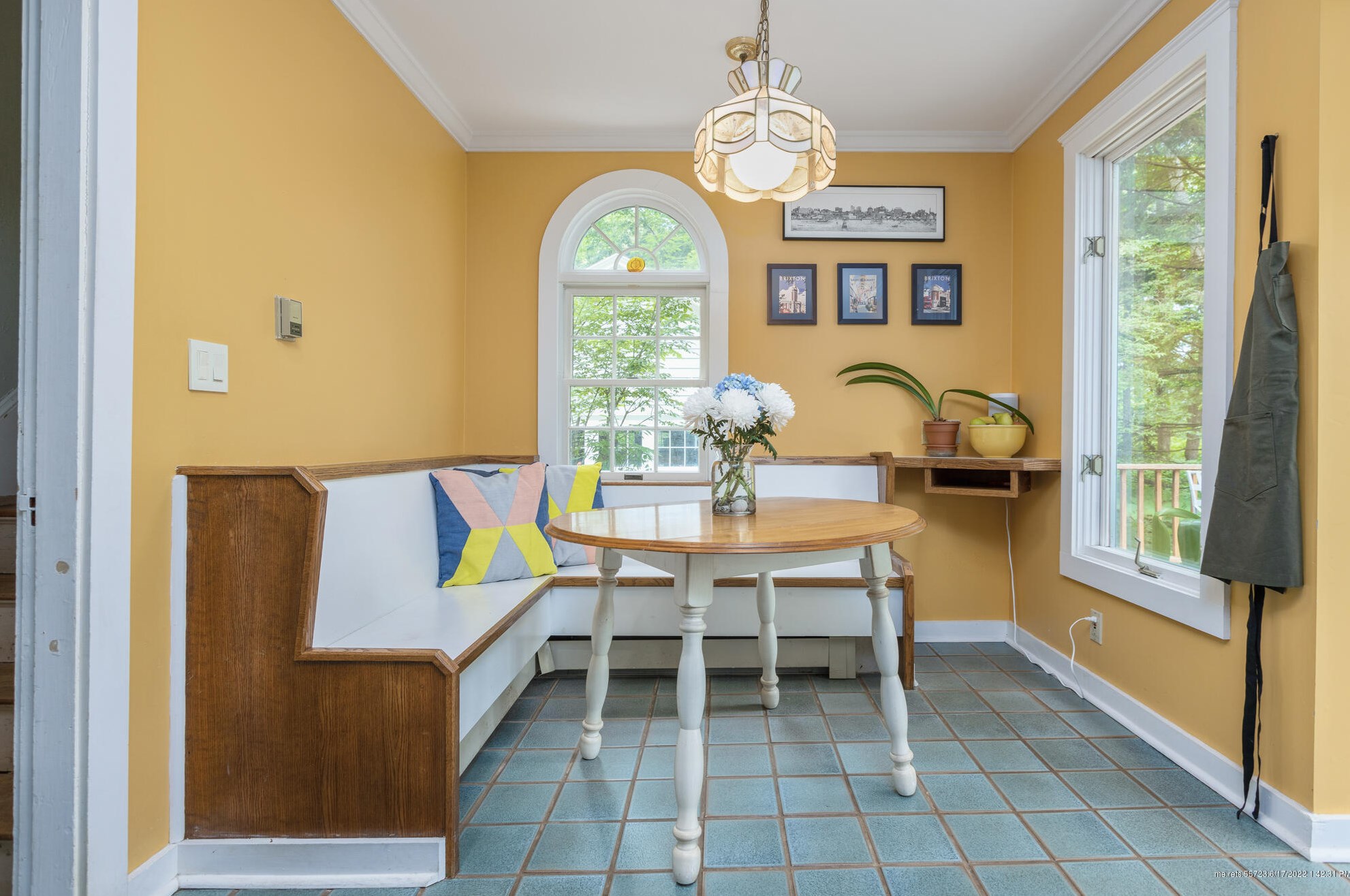 4 Concord Cir, Portland ME 04110-1203 exterior