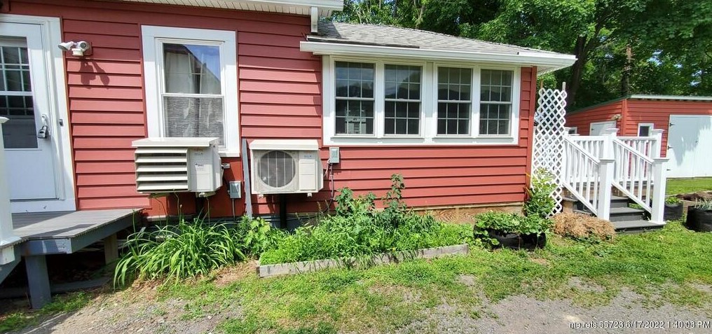 20 Wiley St, Bangor ME  04401-3732 exterior