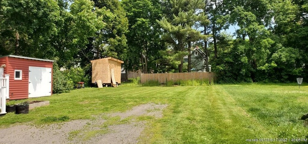 20 Wiley St, Bangor ME  04401-3732 exterior