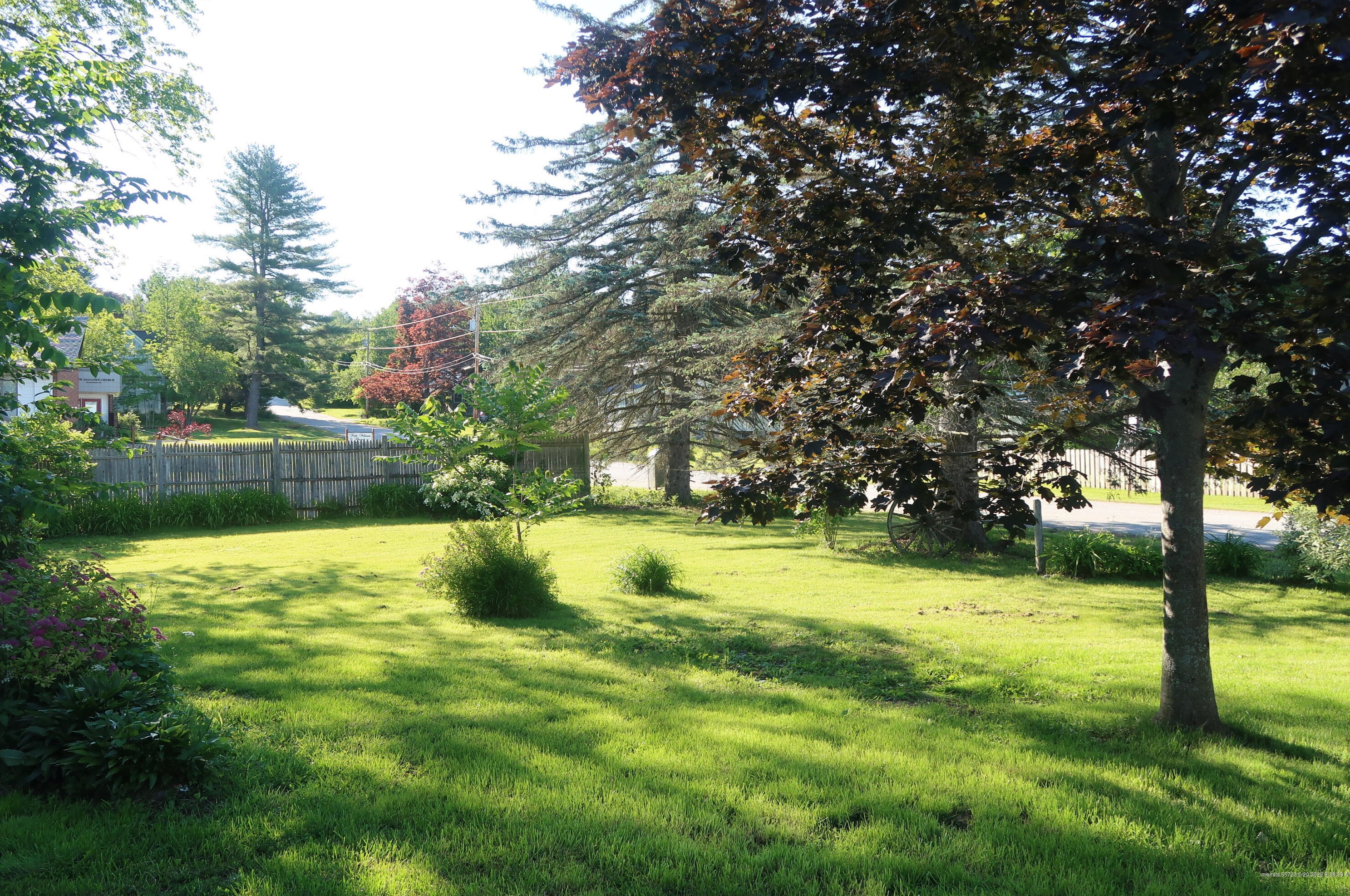 40 Highland Ave, Winthrop, ME 04364