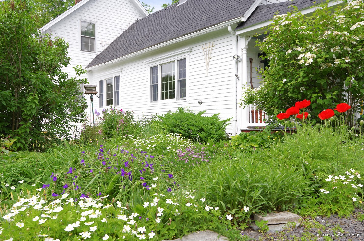 110 Robinson Rd, Waldoboro, ME 04572