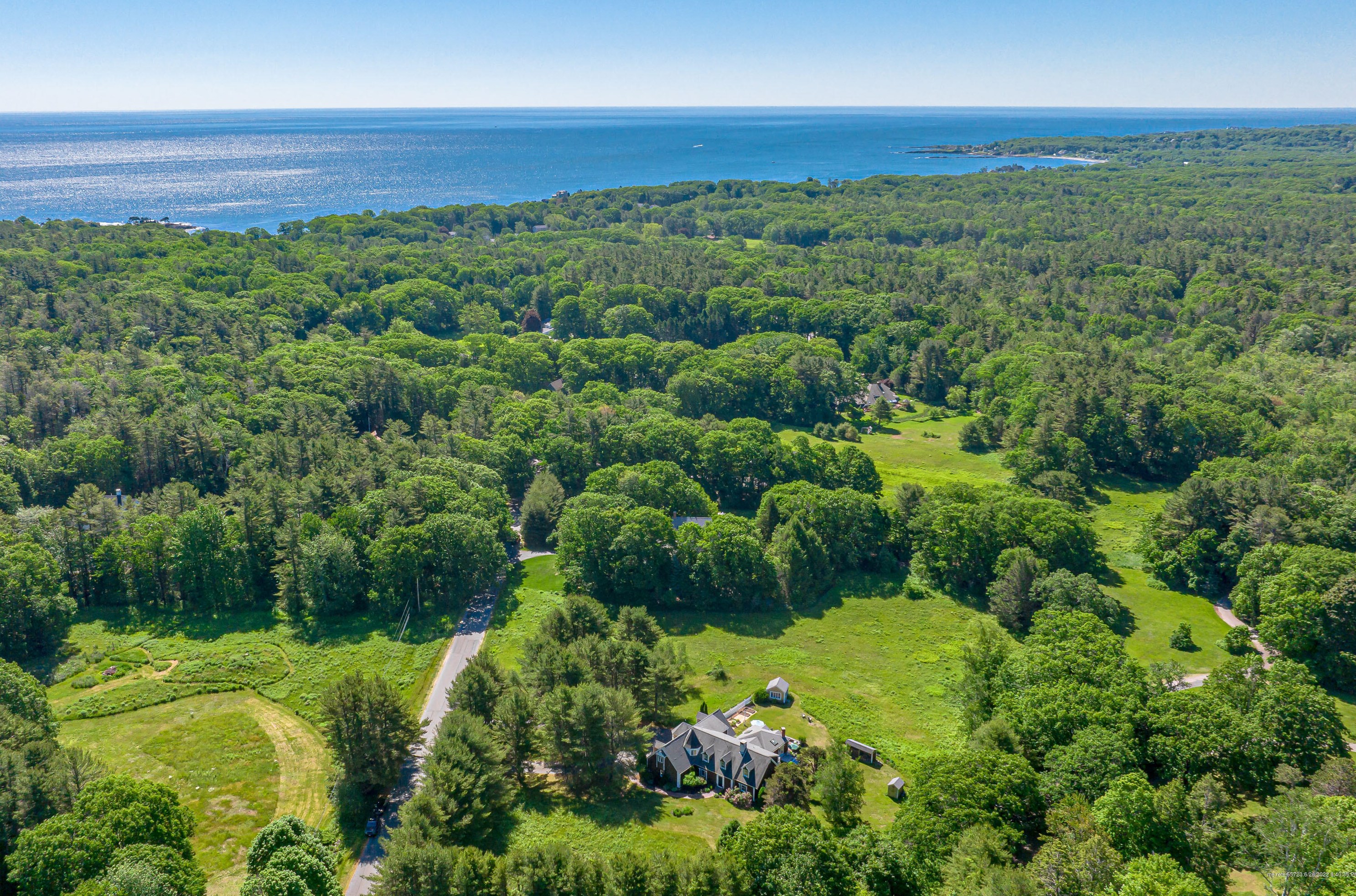 11 Belfield Rd, Portland, ME 04107-1611