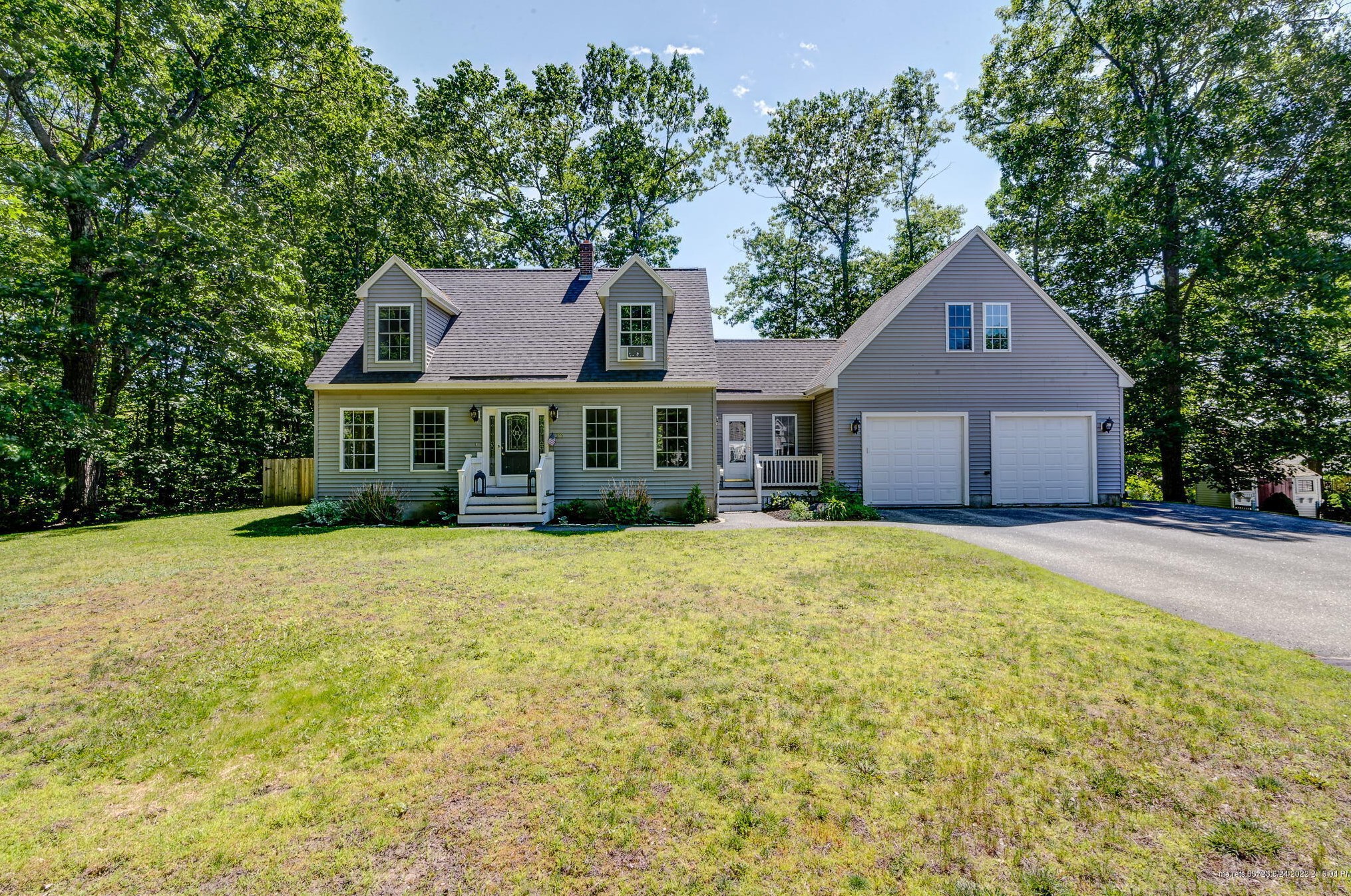 21 Haskell St, Portland, ME 04103-1549