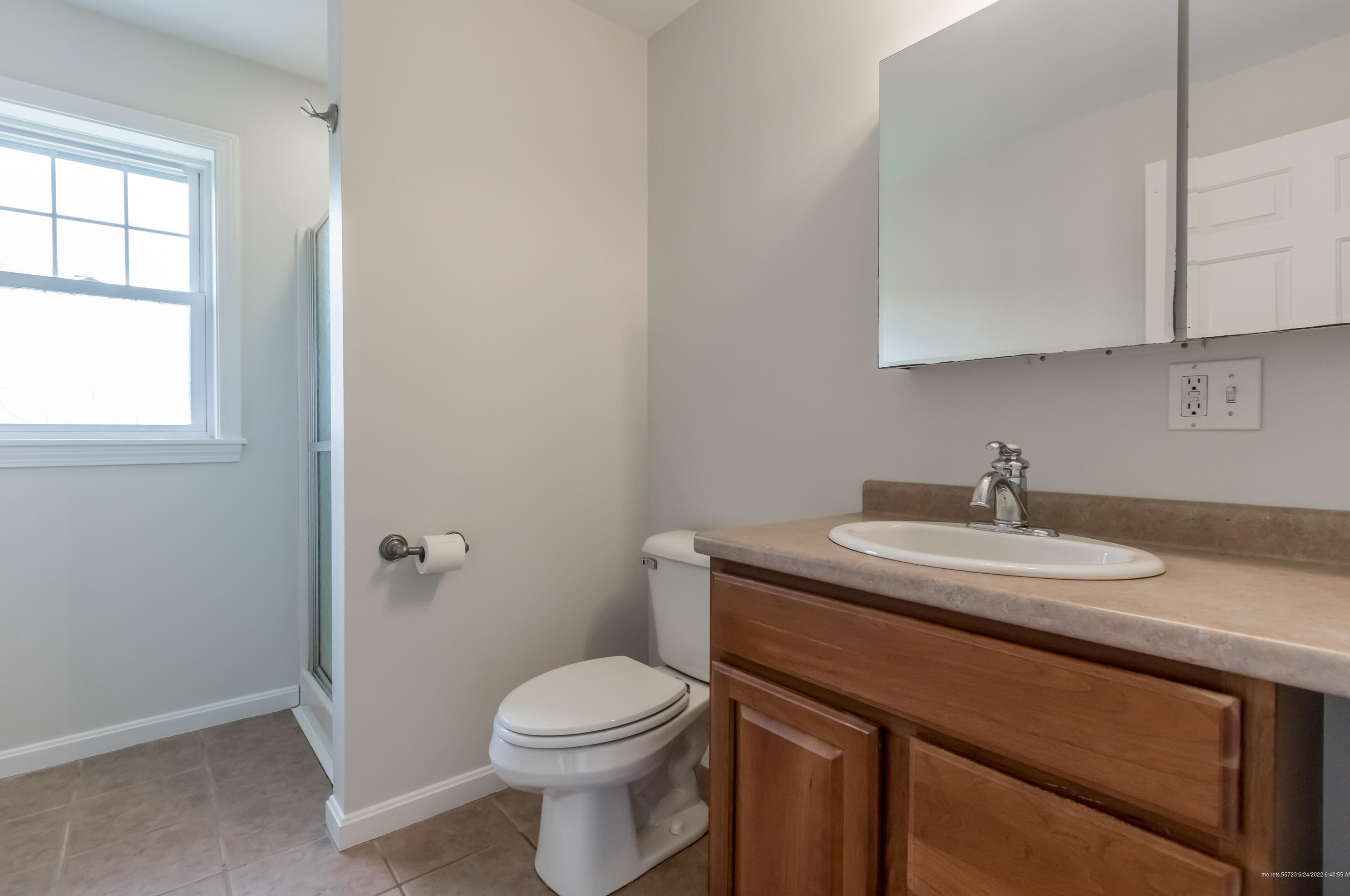 62 Longfellow Dr, Portland ME 04107-2231 exterior