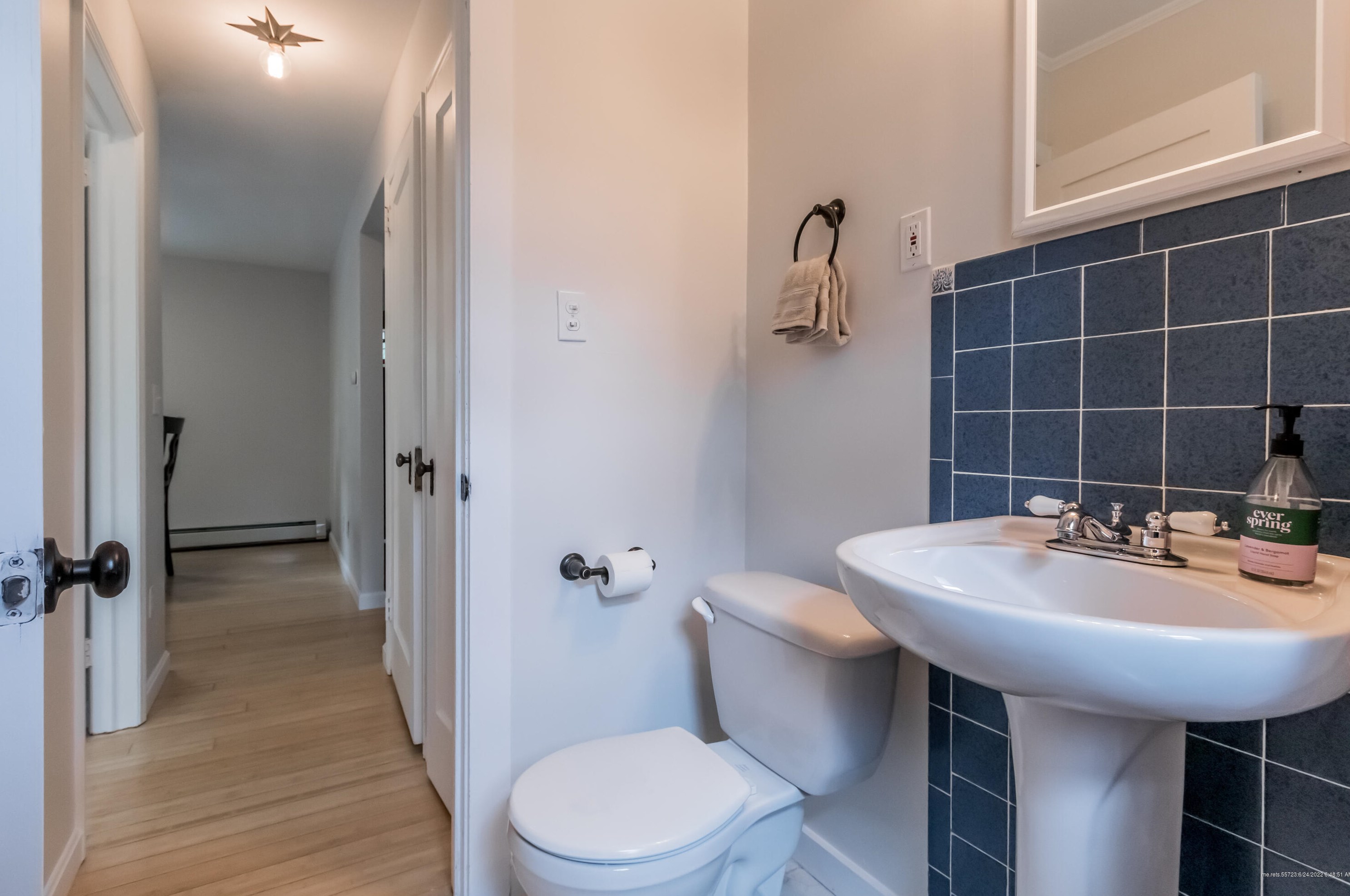 62 Longfellow Dr, Portland ME 04107-2231 exterior