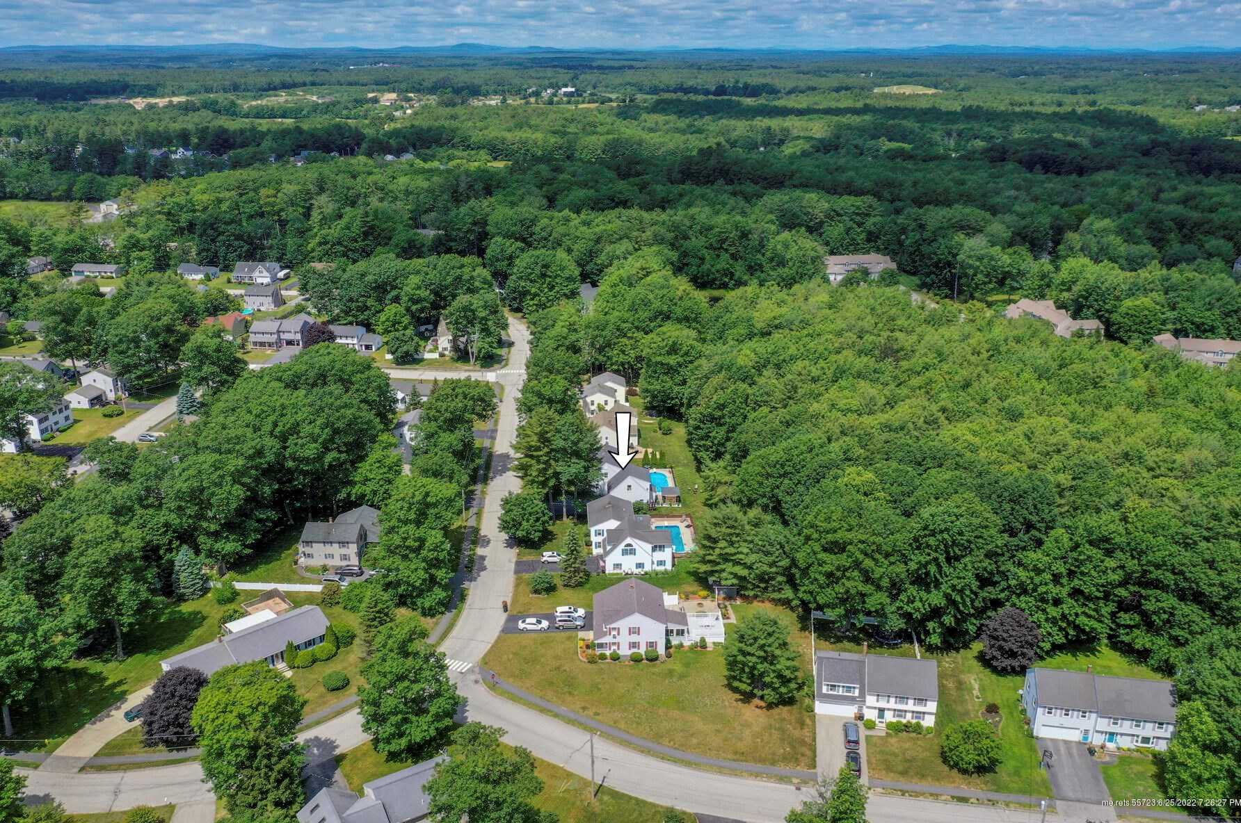 28 Rosewood Dr, Saco ME 04072-3165 exterior