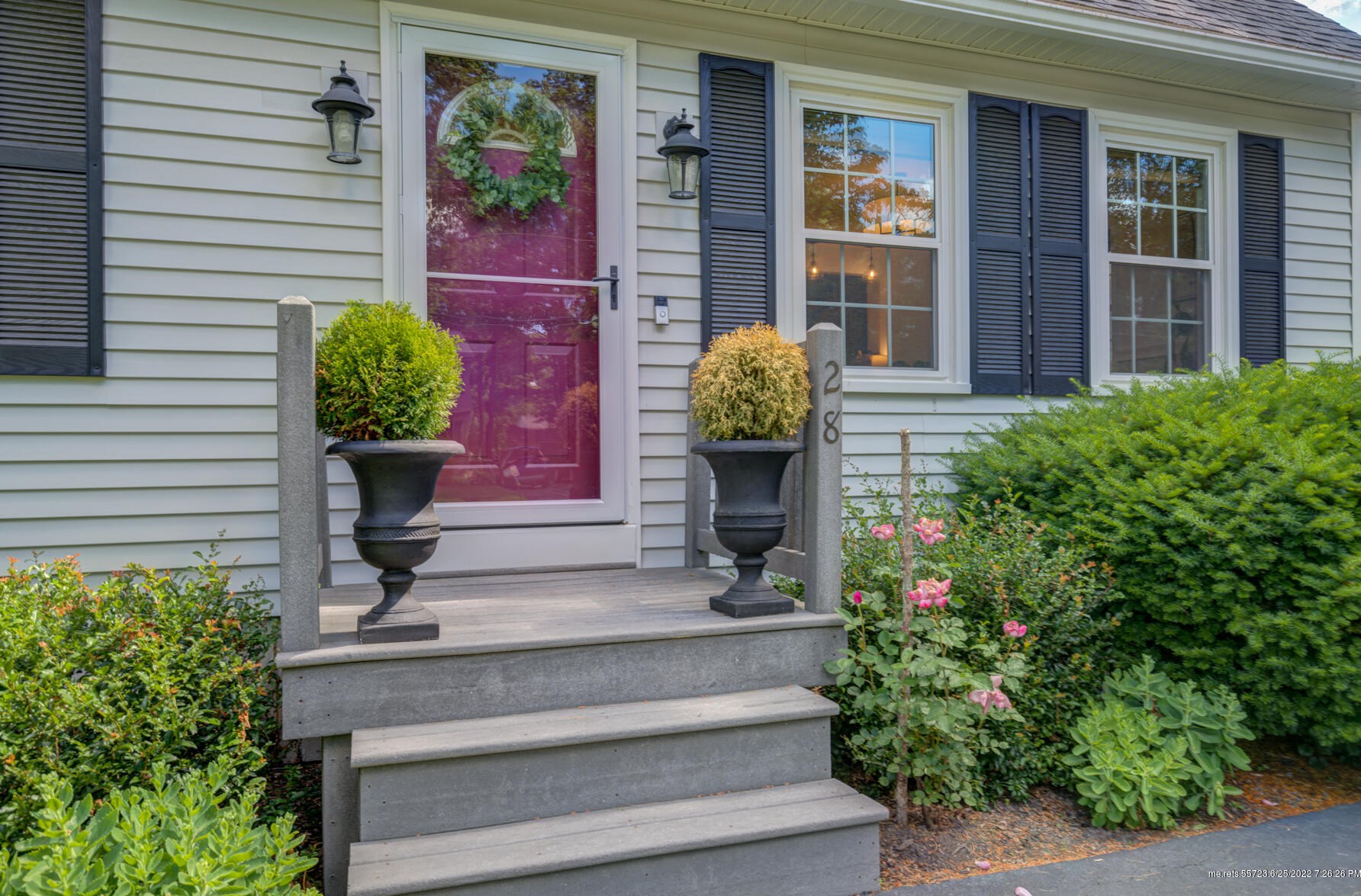 28 Rosewood Dr, Saco, ME 04072-3164