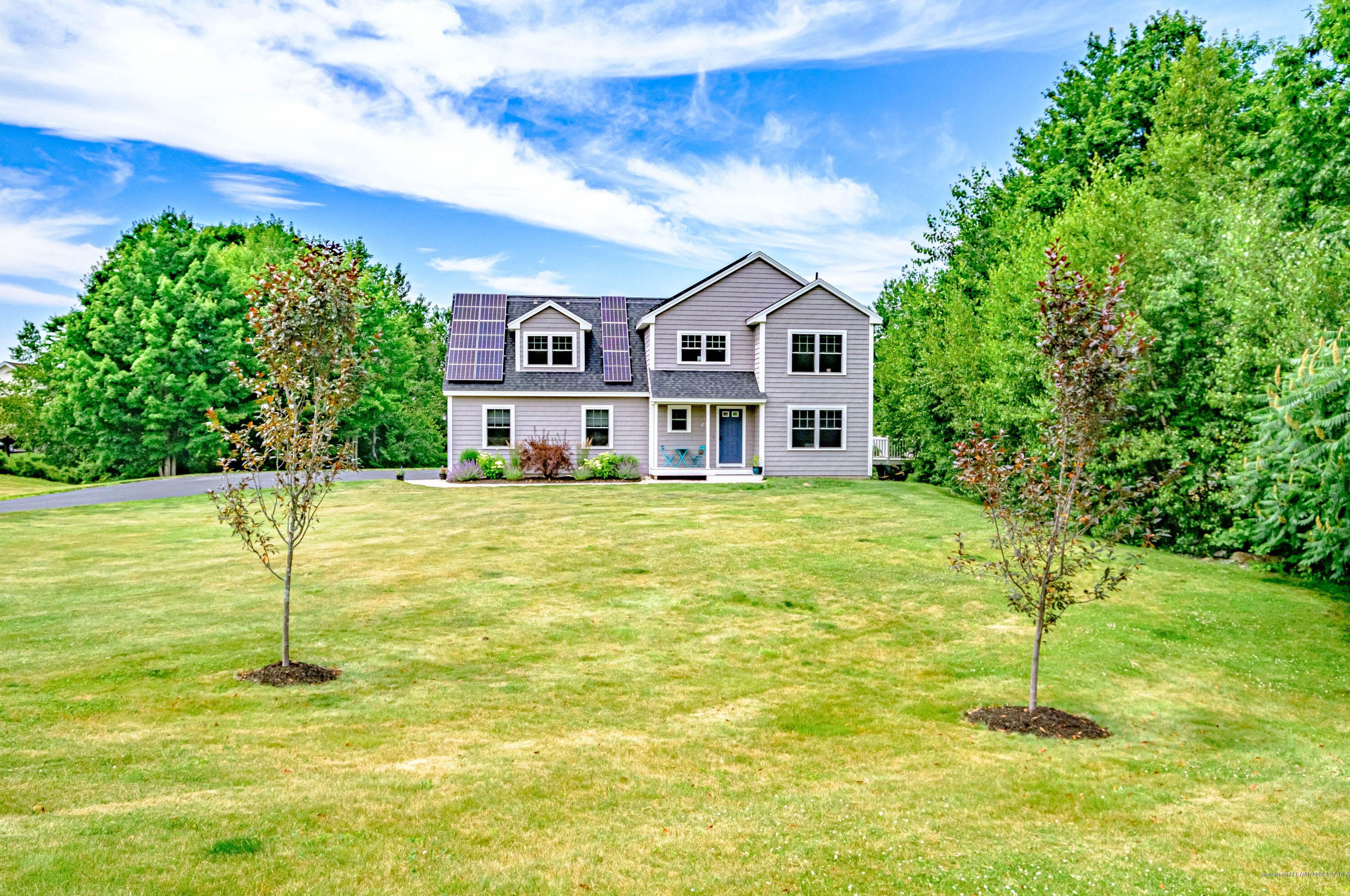 23 Presidential Dr, Gray, ME 04039