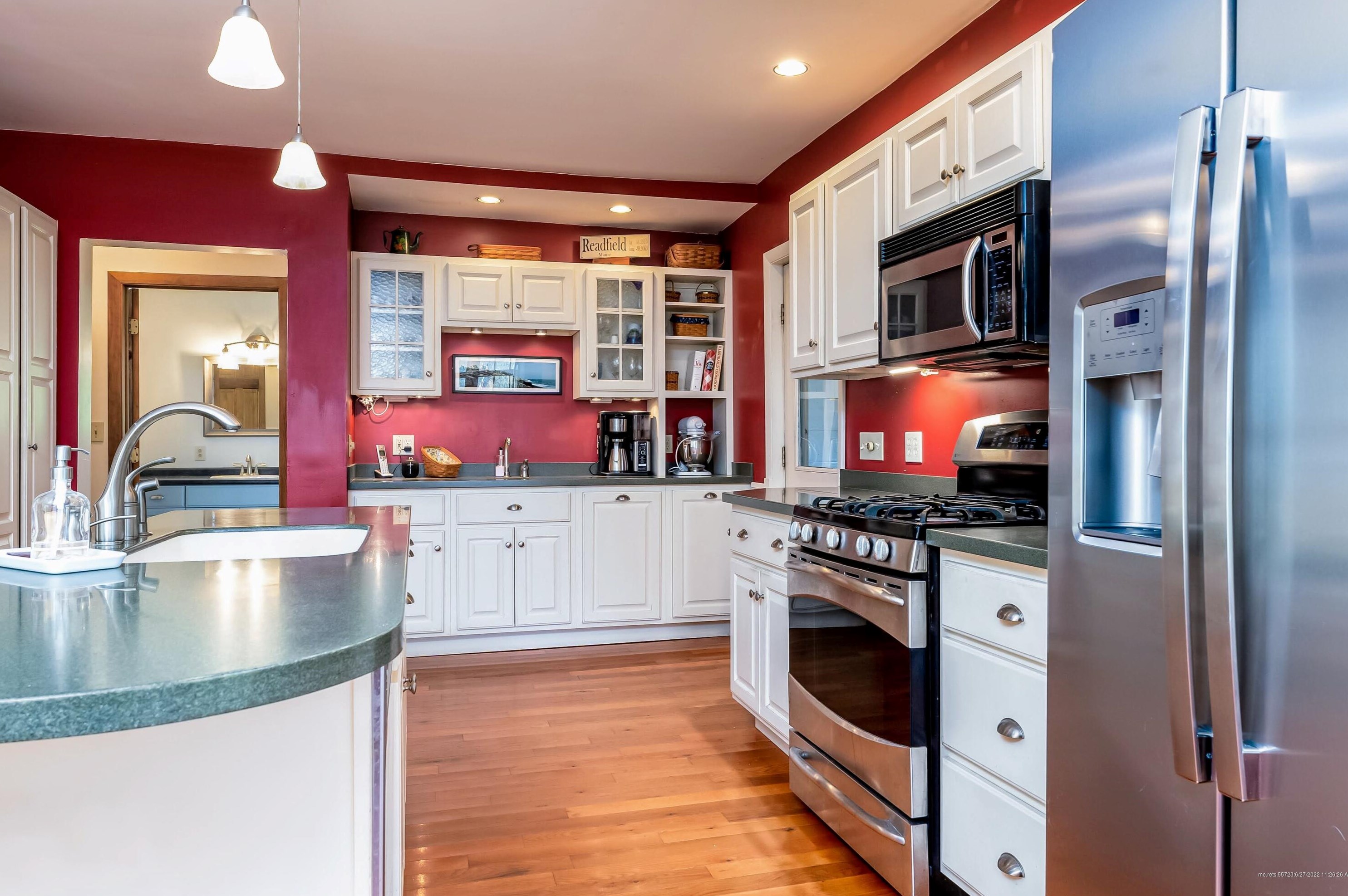 1512 Main St, Readfield ME  04355-4107 exterior