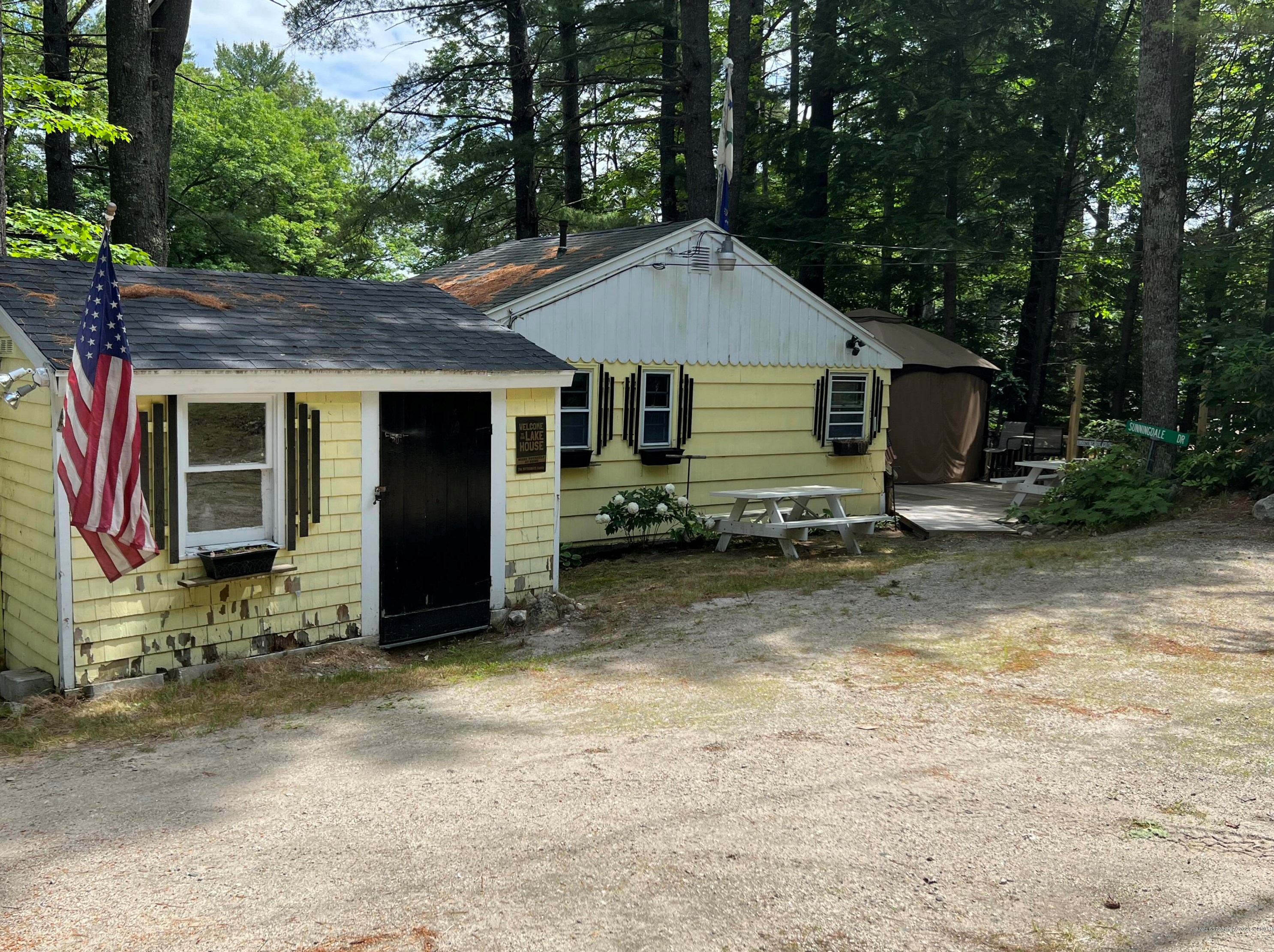 833 Sebago Rd, Sebago, ME 04029 exterior