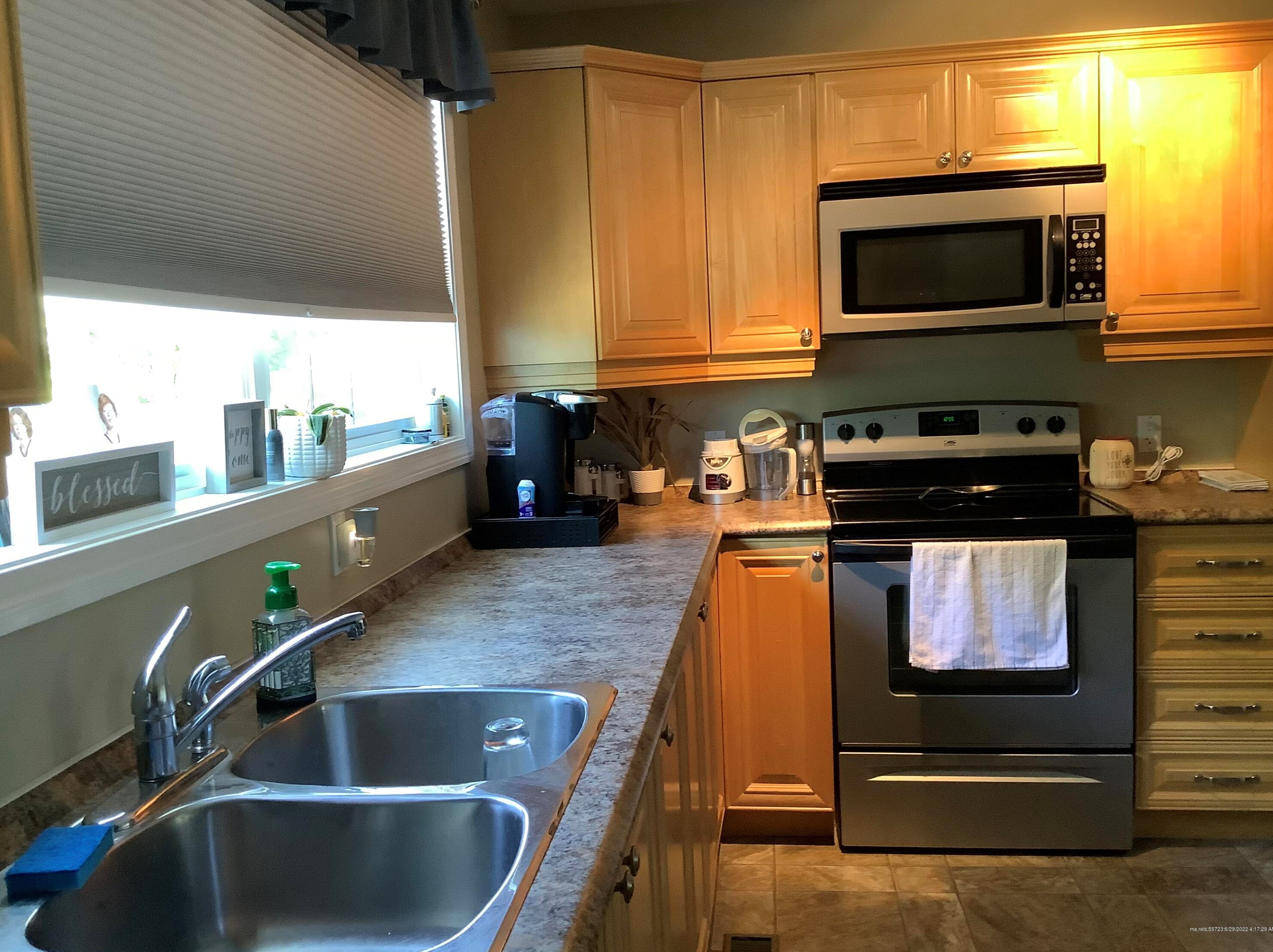 13 Oak St #5, Presque Isle, ME 04769
