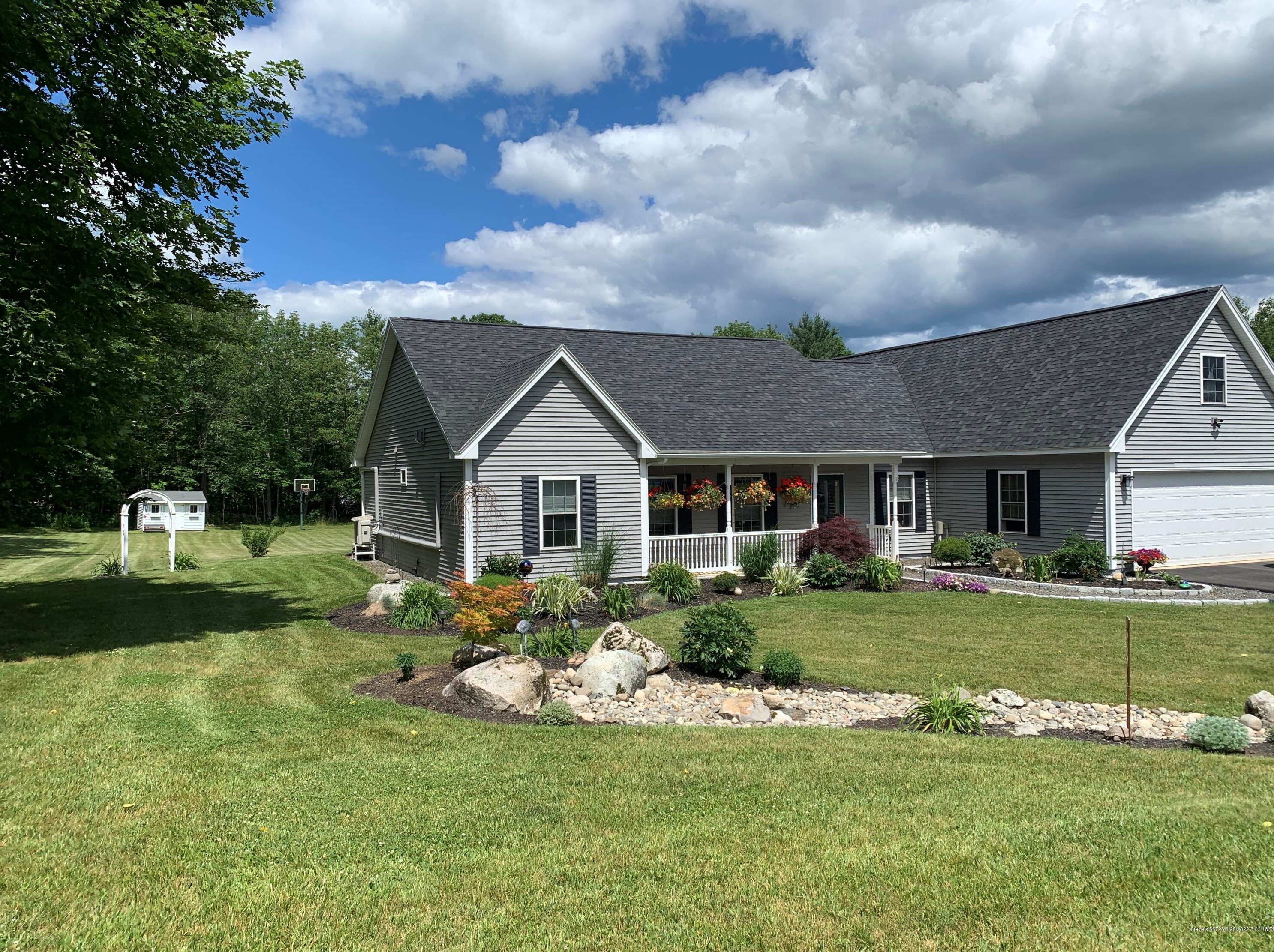 23 Rebecca Dr, Augusta, ME 04330