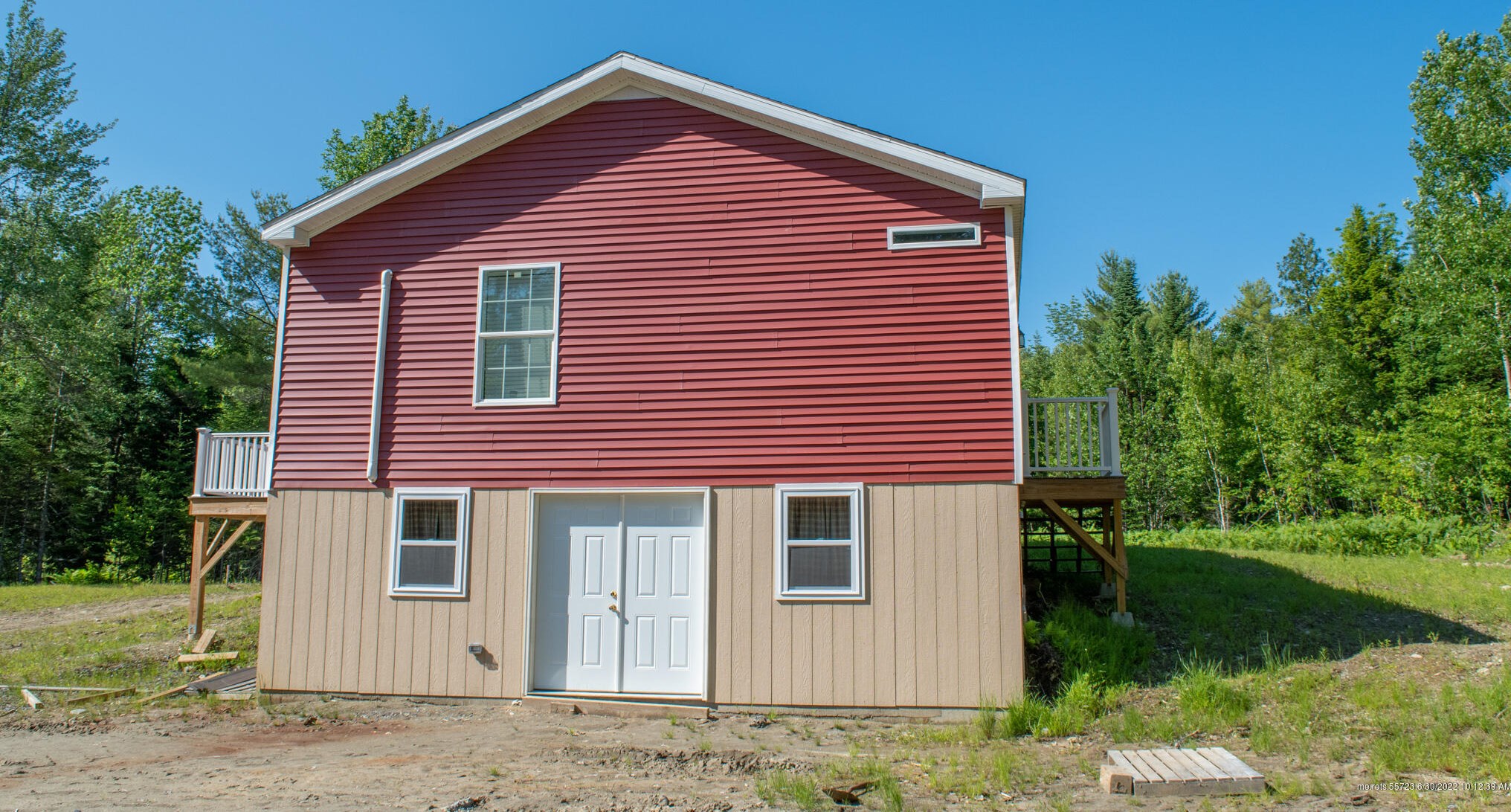 18 Forest Ln, Fairfield, ME 04937