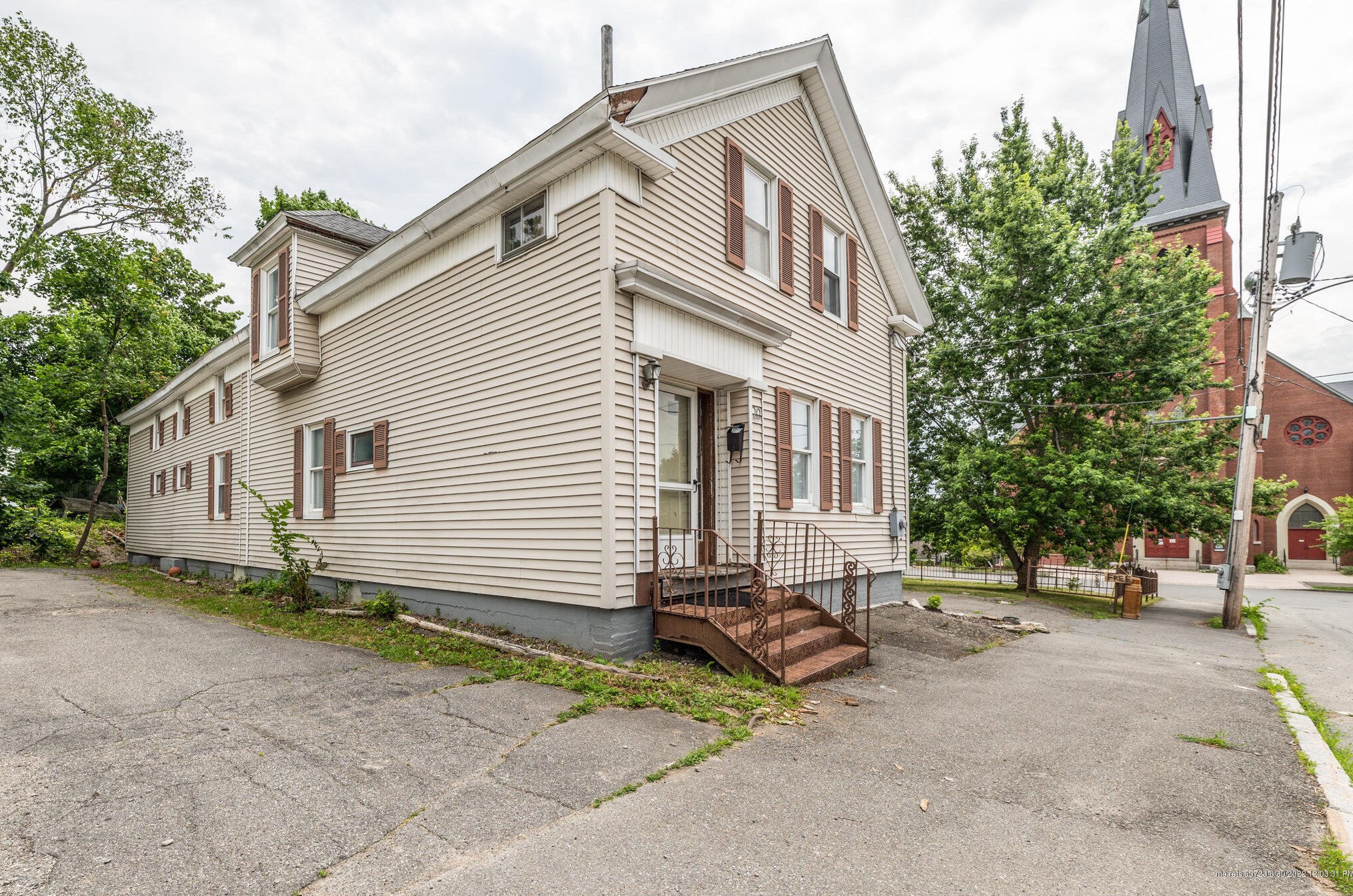 20 Brown St, Bangor, ME 04401