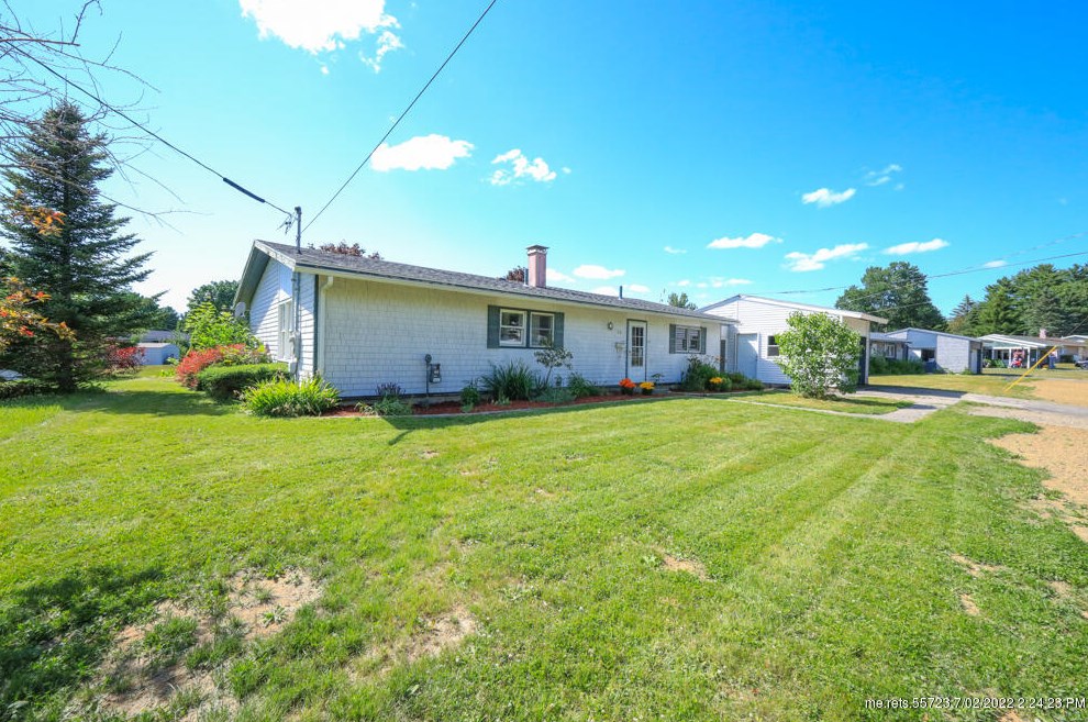 58 Randolph Dr, Bangor, ME 04401