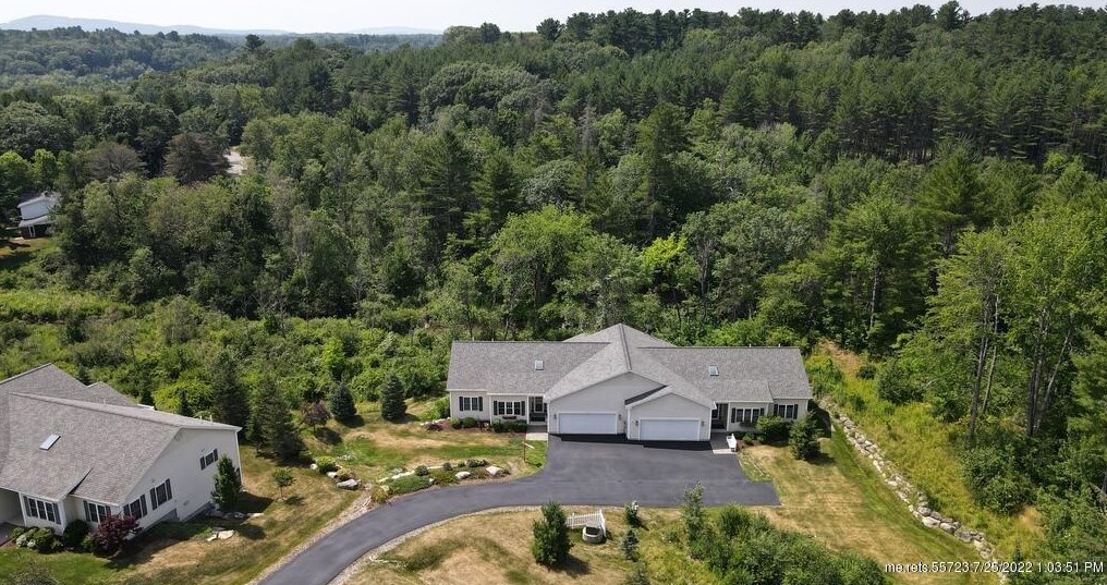 21 Primrose Pl, Bangor, ME 04401 exterior