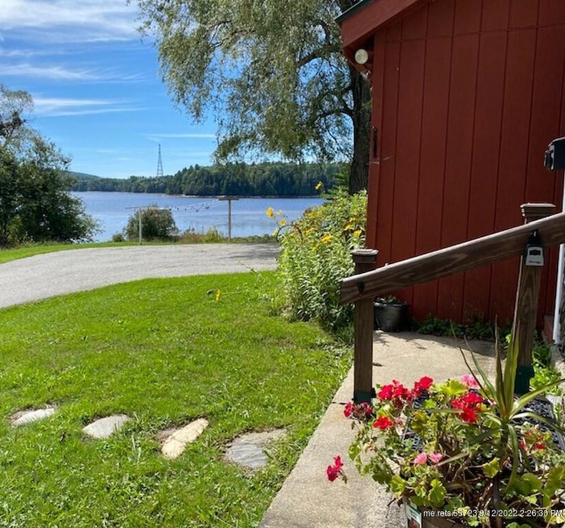 72 Settlers Way, Orrington, ME 04474