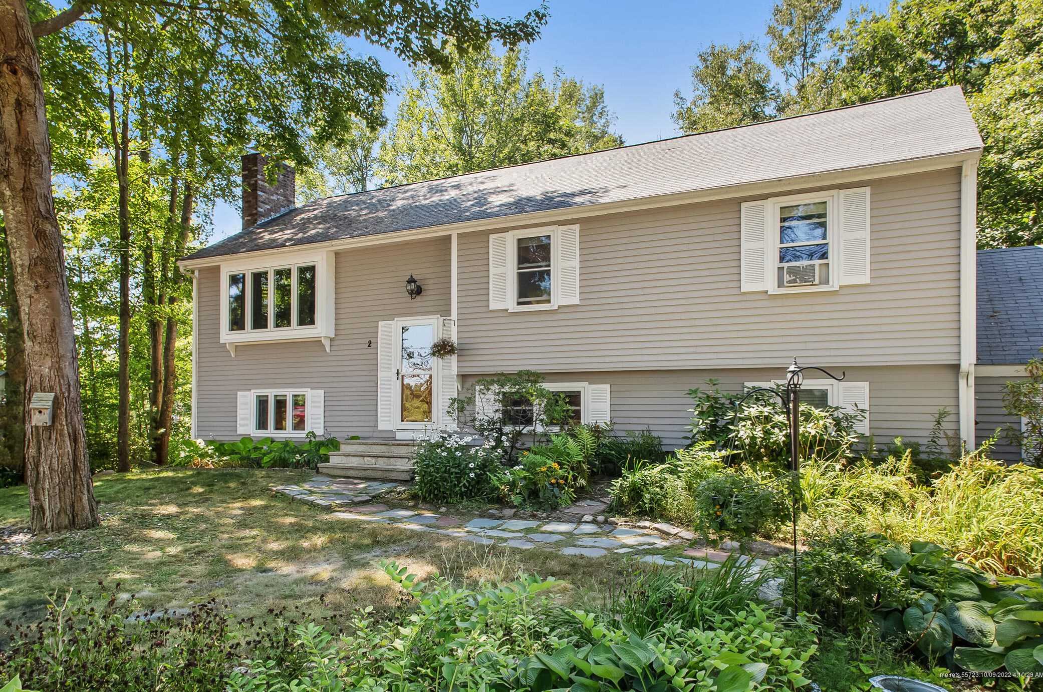 2 Brentwood Rd, Portland, ME 04107-2210