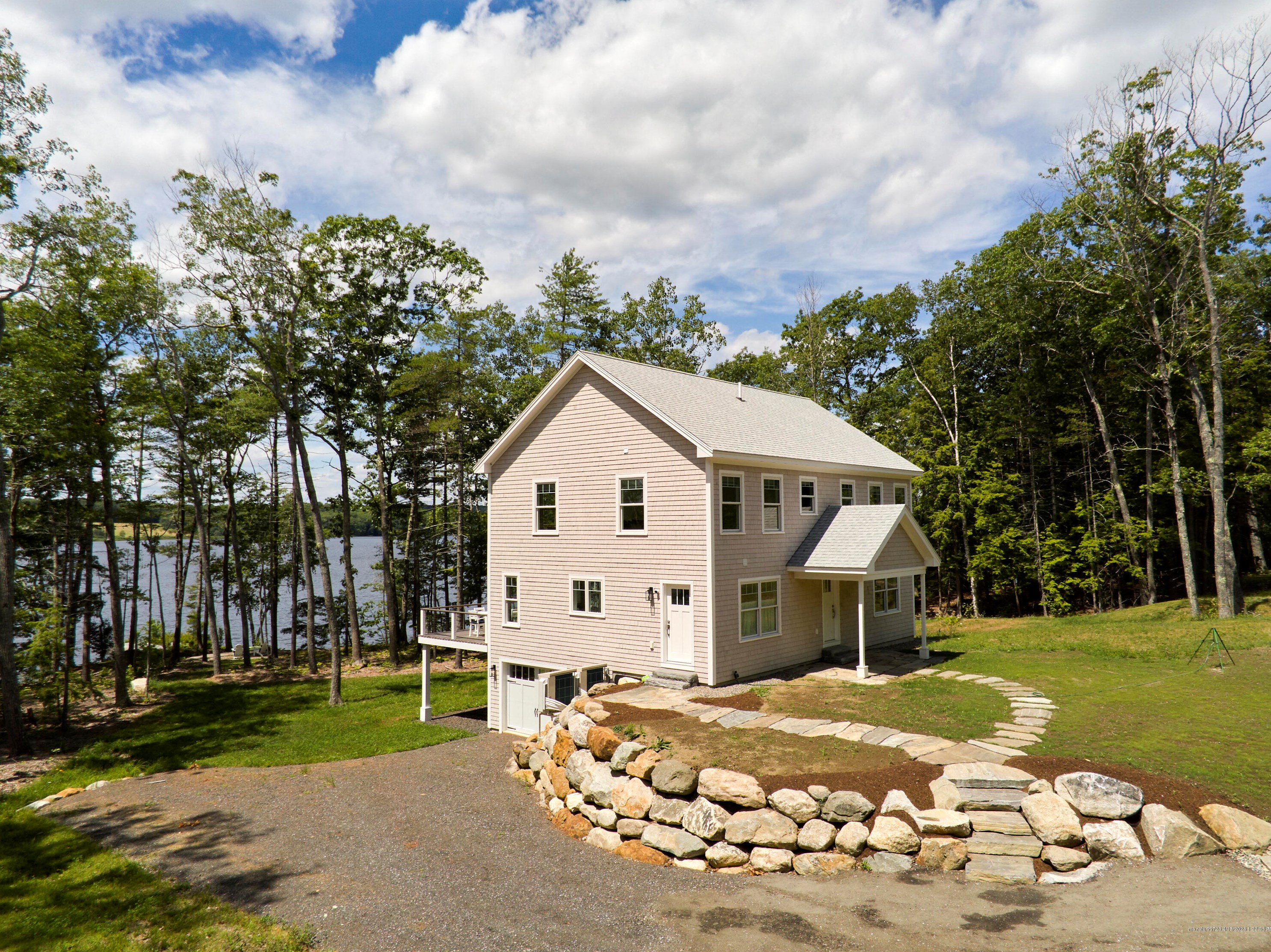 217 Station Ln, Warren, ME 04864
