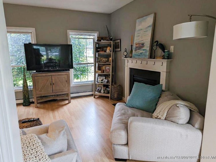 37 Constitution Ave, Newburgh ME  04444-1332 exterior