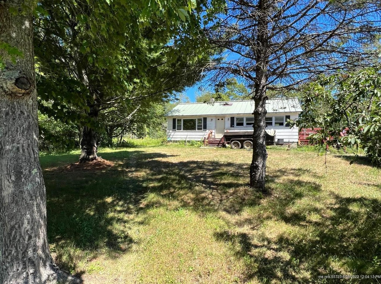 645 N North Deer Isle Rd, Deer Isle, ME 04627
