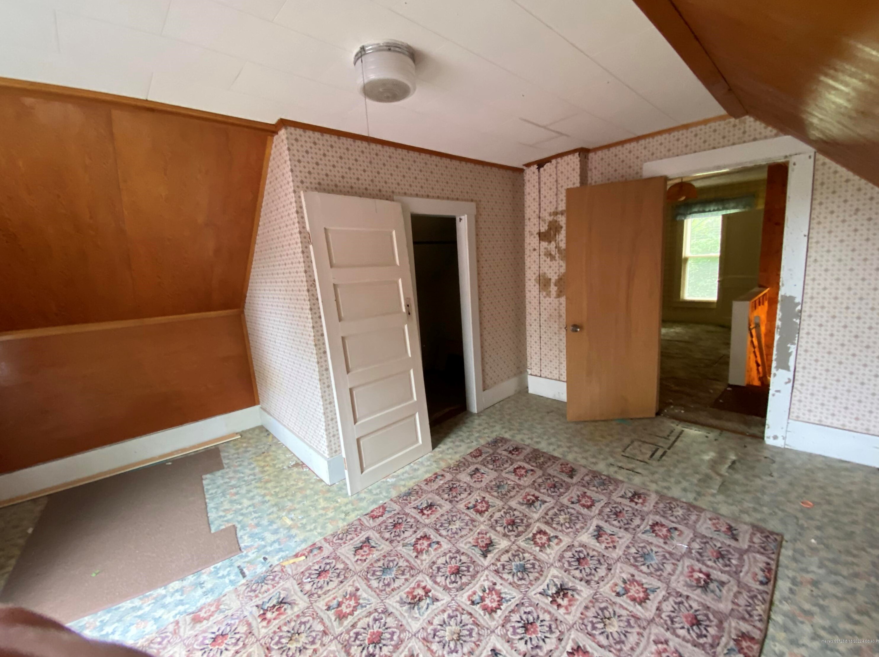 7 Winter St, Houlton ME  04730-2108 exterior