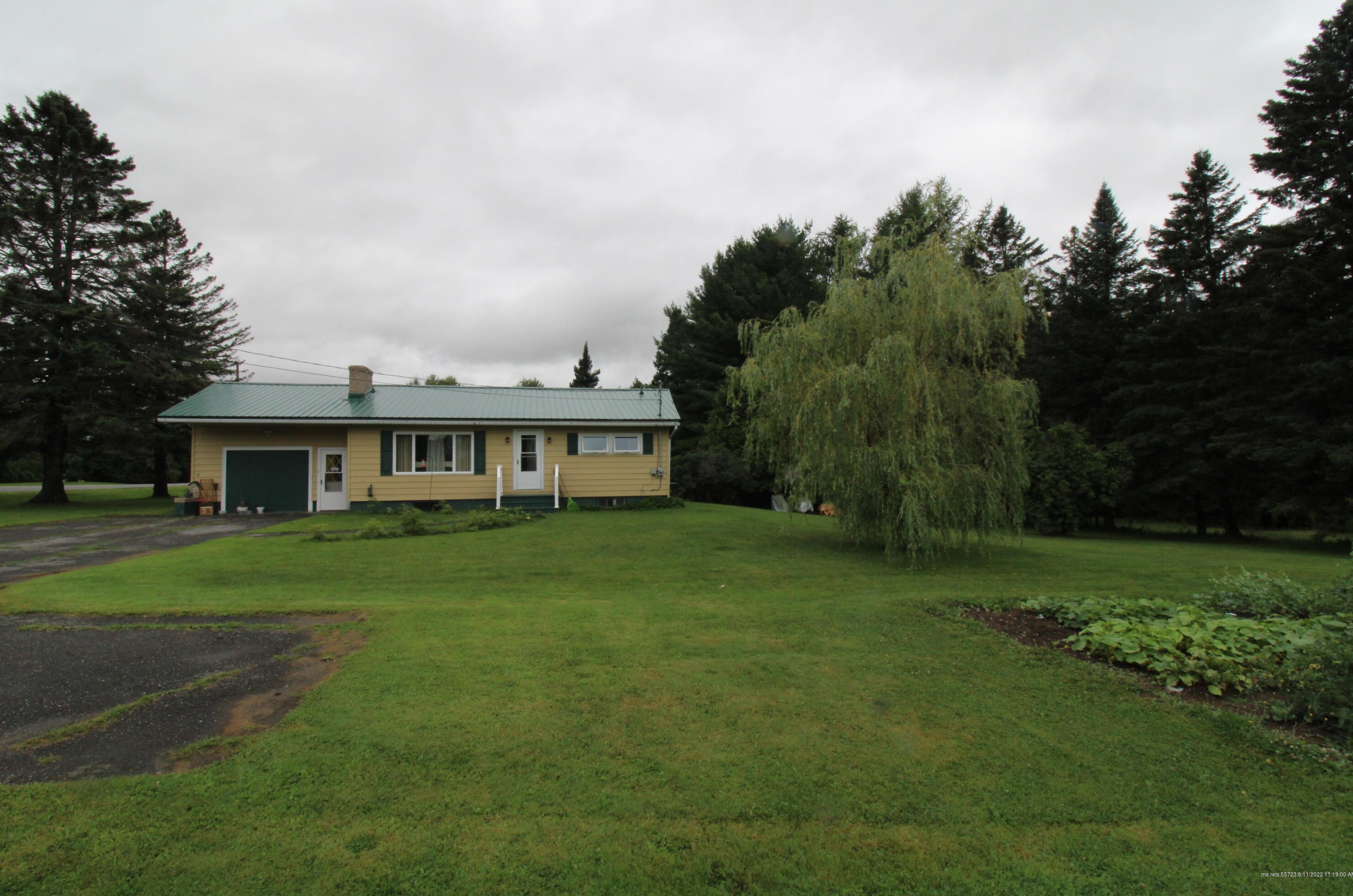 16 Main St, Fort Fairfield, ME 04742