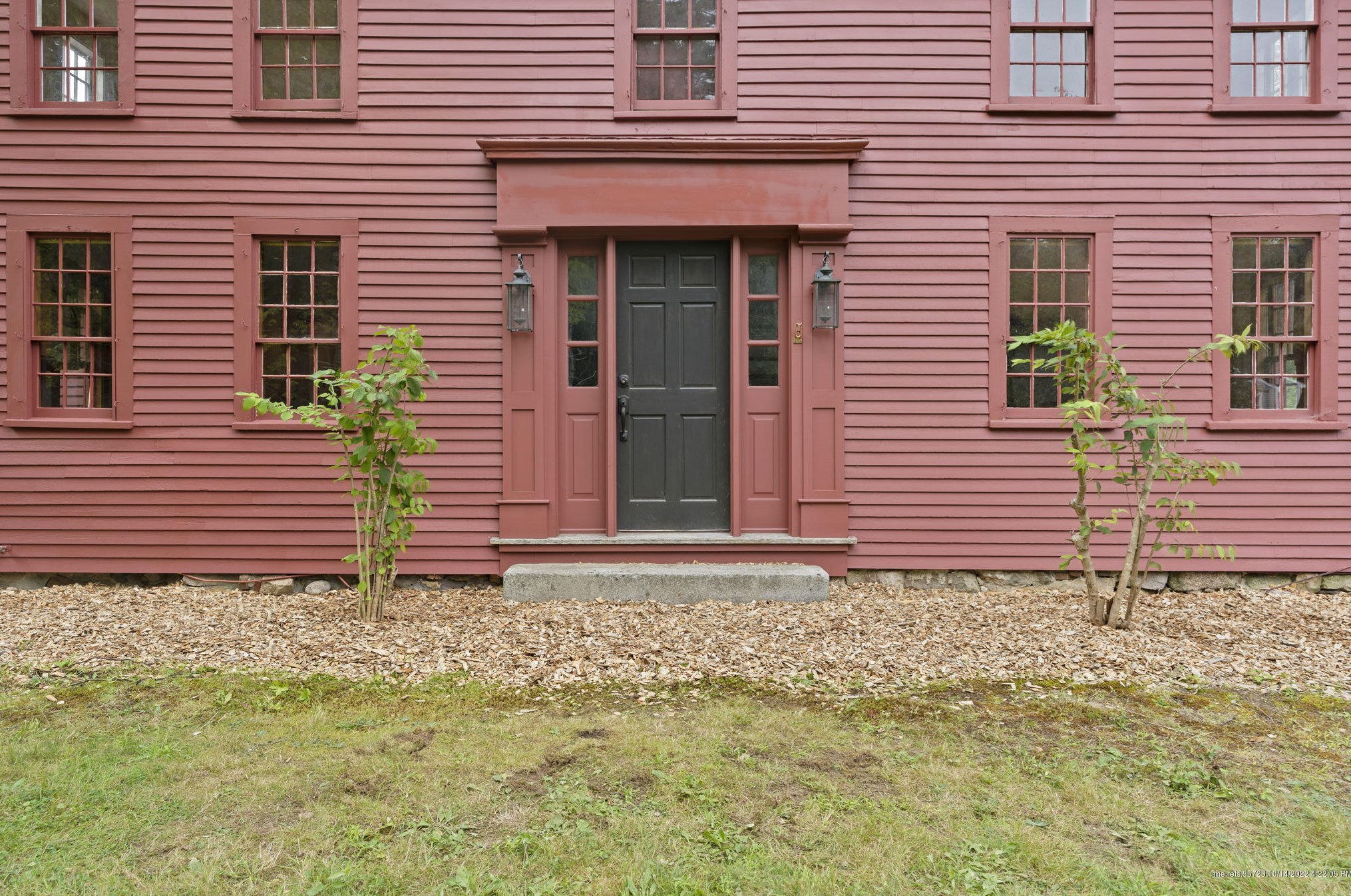 171 Summer St, Kennebunk, ME 04043