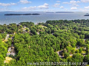 43 Applegate Ln, Portland ME  04105-1749 exterior