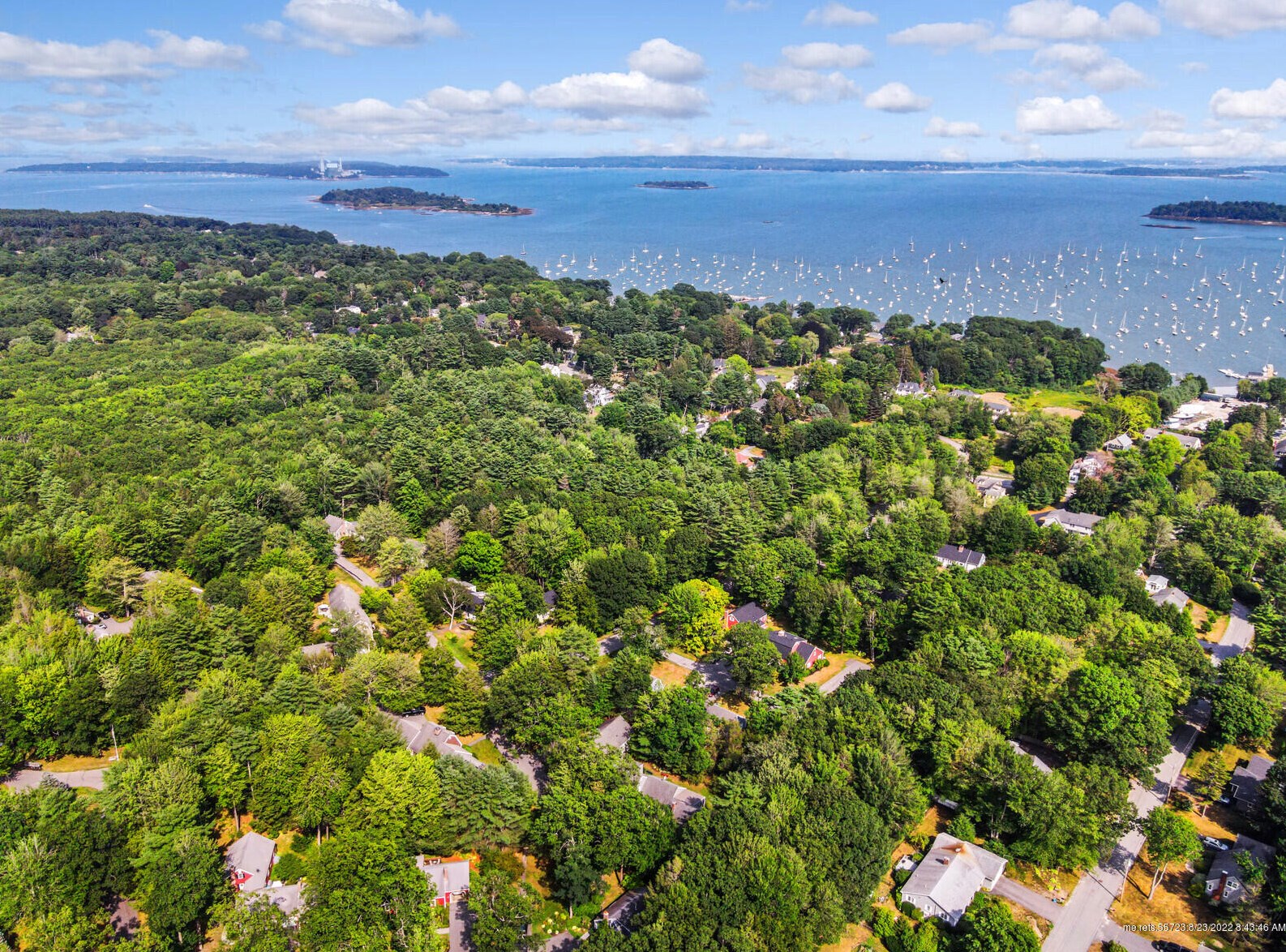 43 Applegate Ln, Portland, ME 04105-1749