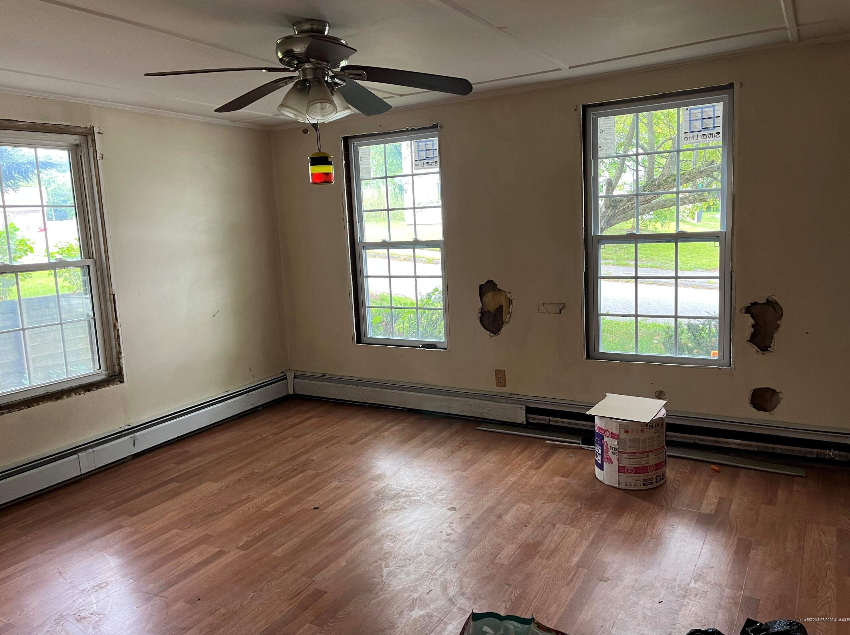 11 Pleasant St, Fairfield ME 04937-1511 exterior