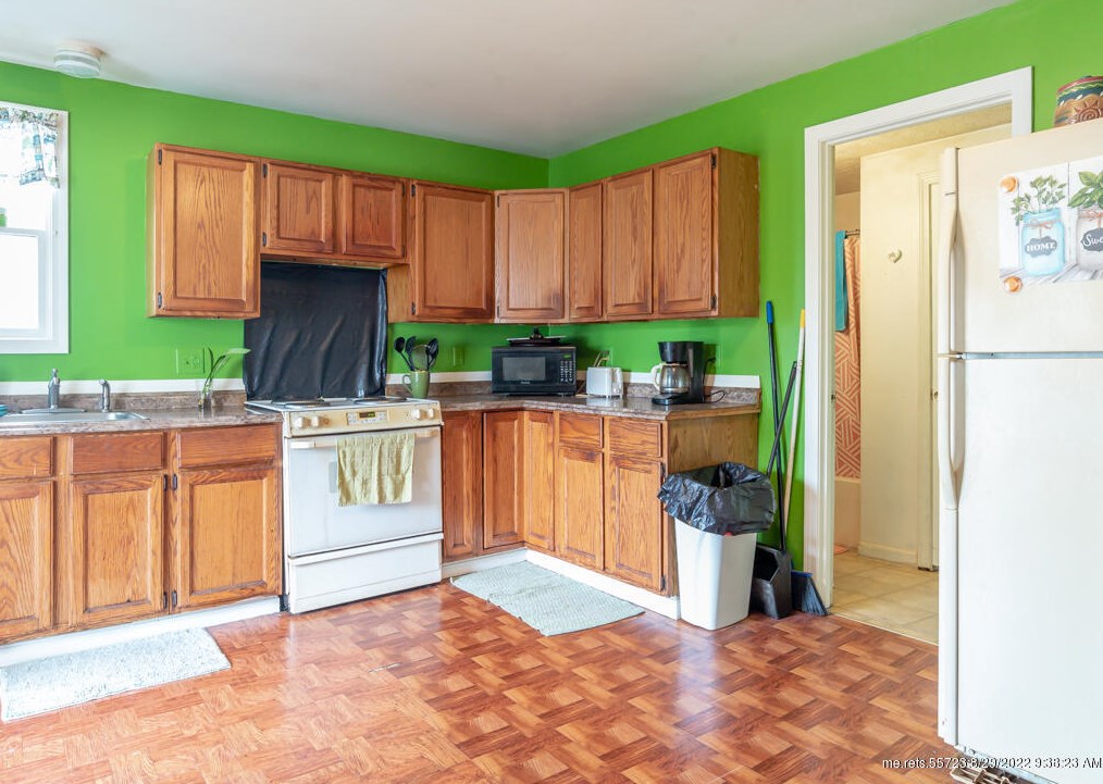 358 Main St, Biddeford, ME 04005