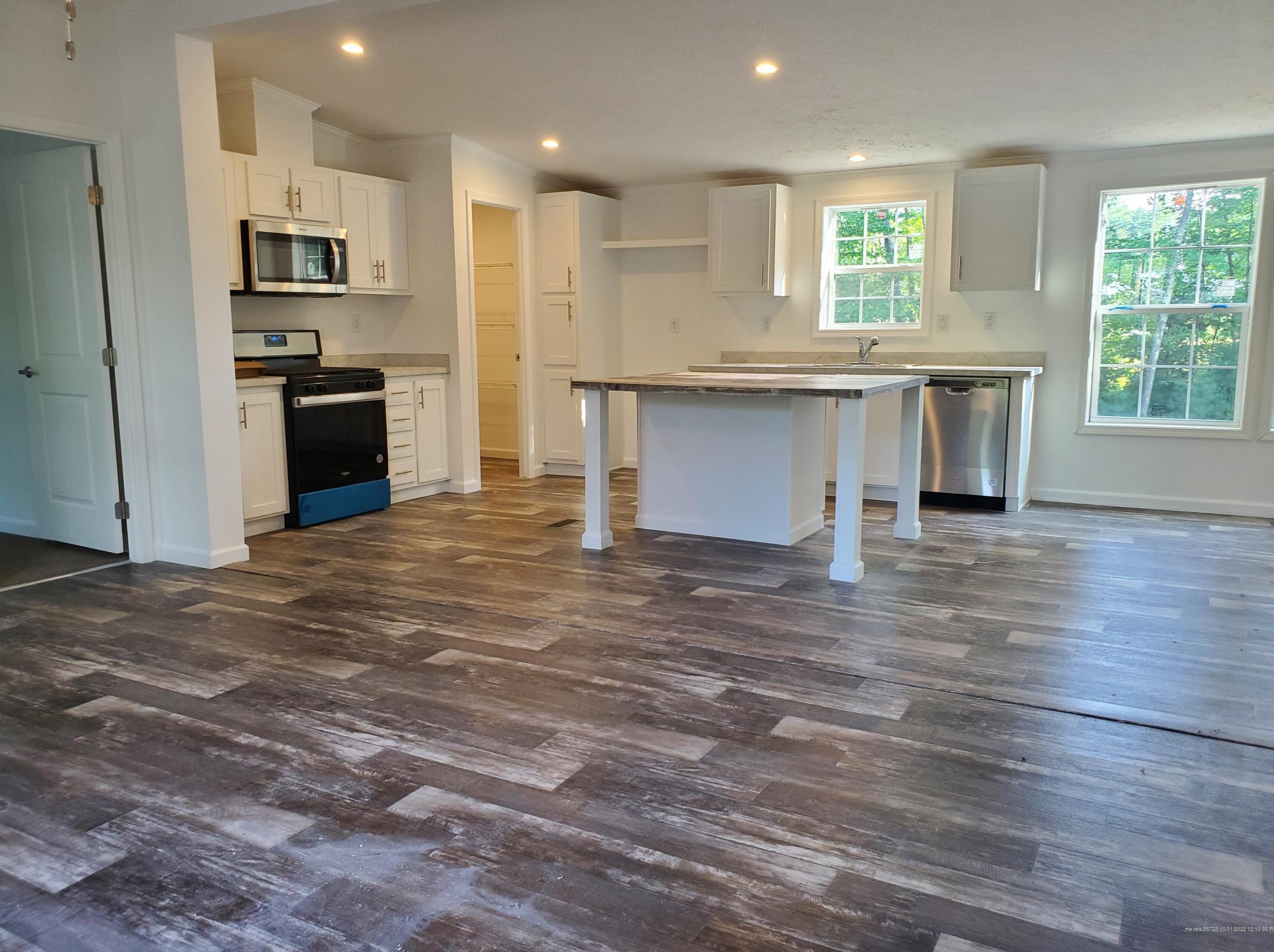 394 School St, Berwick, ME 03901