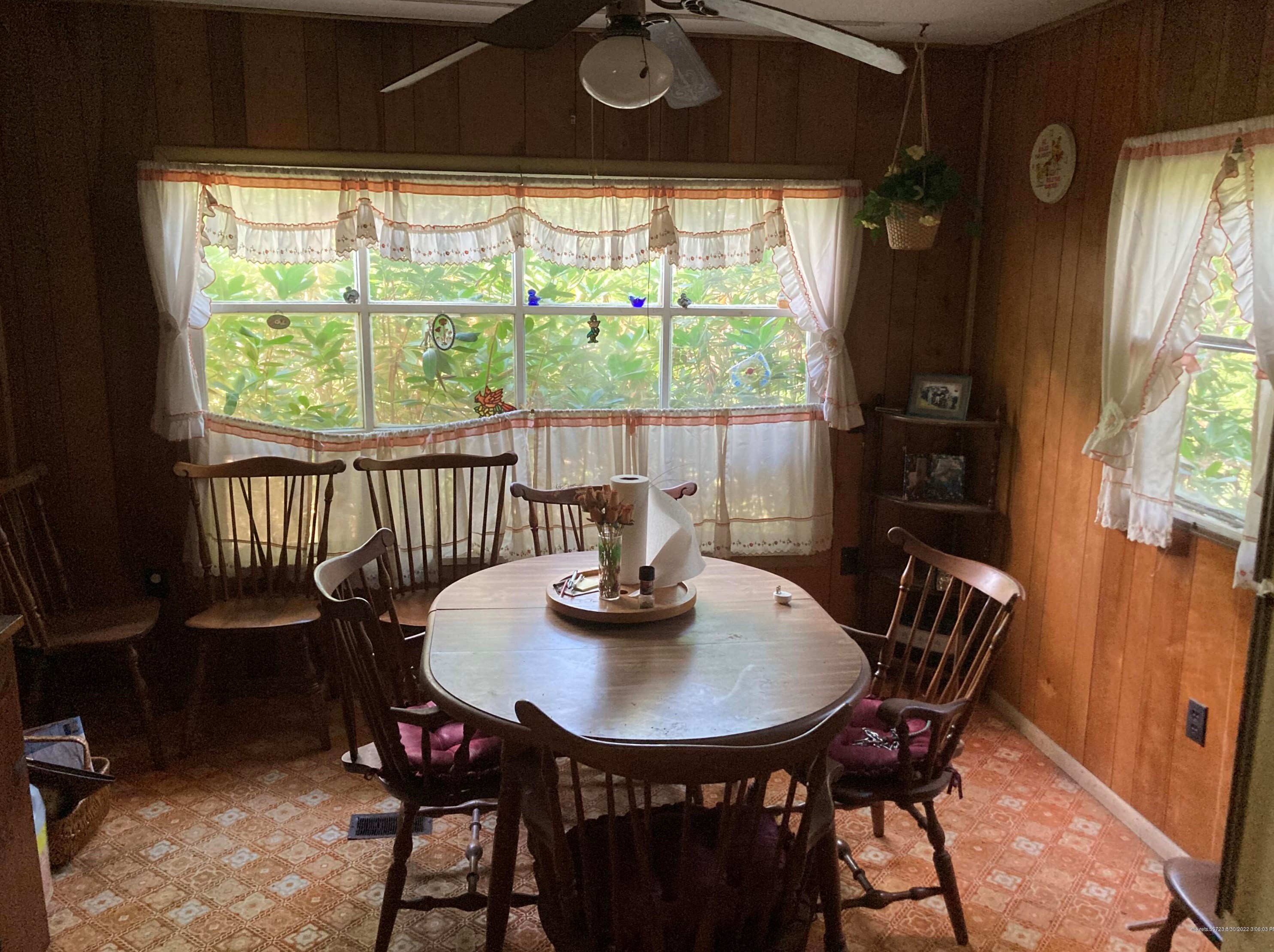 8 Apache Ln, Lebanon, ME 04027