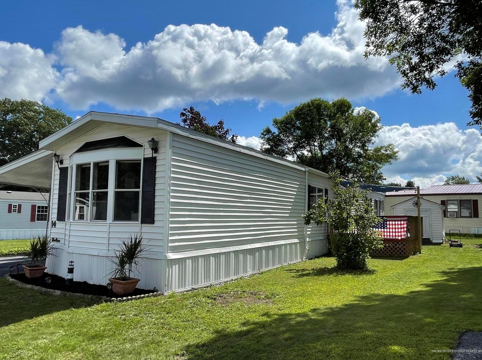 14 Autumn Ln, Lewiston, ME 04240