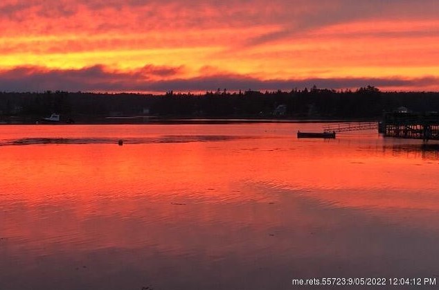 105 Harbor Dr, Bass Harbor, ME 04653