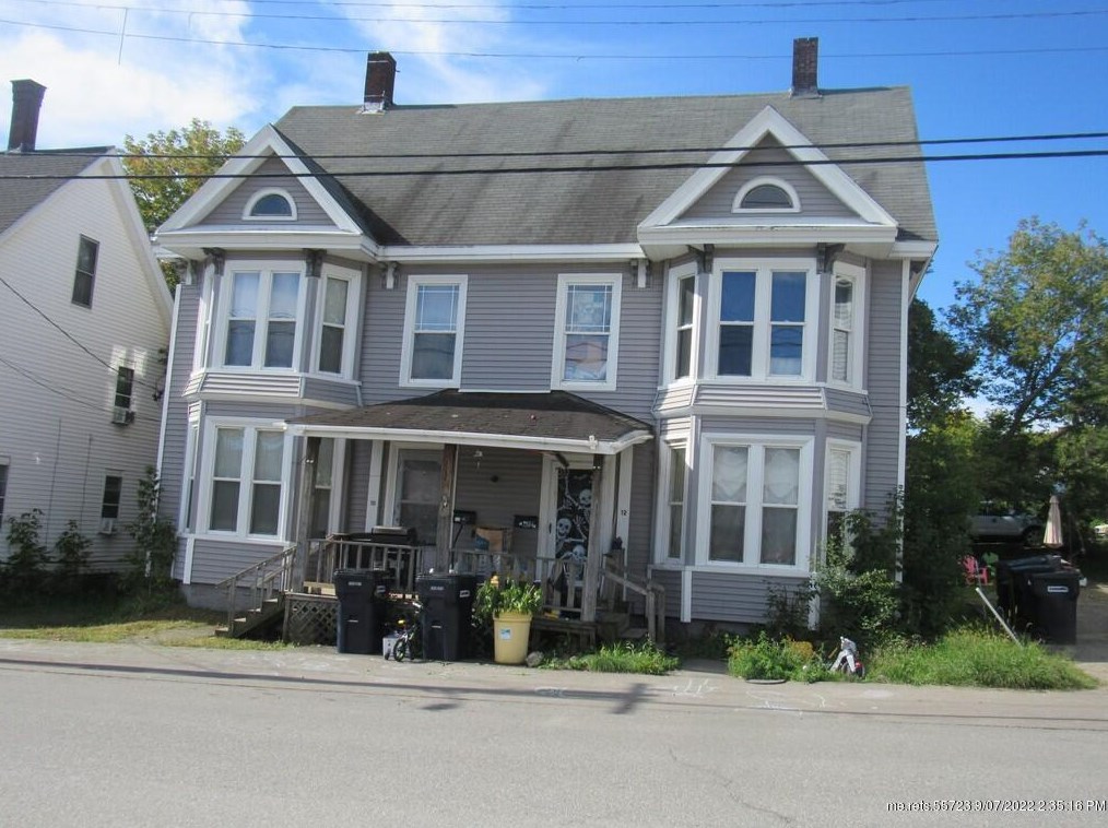 12 Walter St, Bangor, ME 04401 exterior