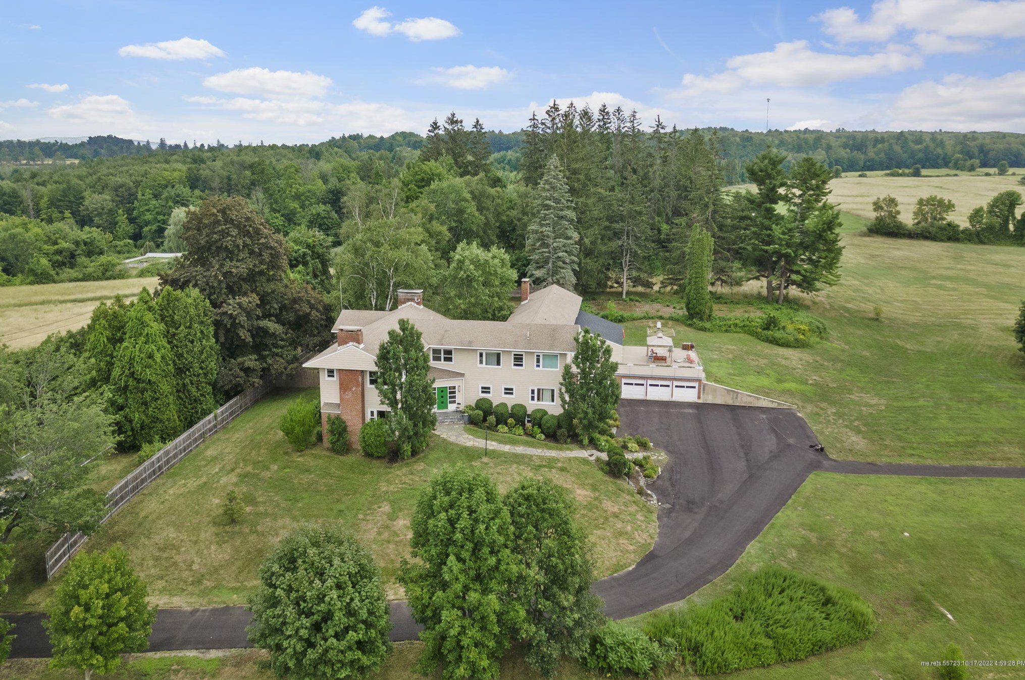 1018 Summer St, Auburn, ME 04210