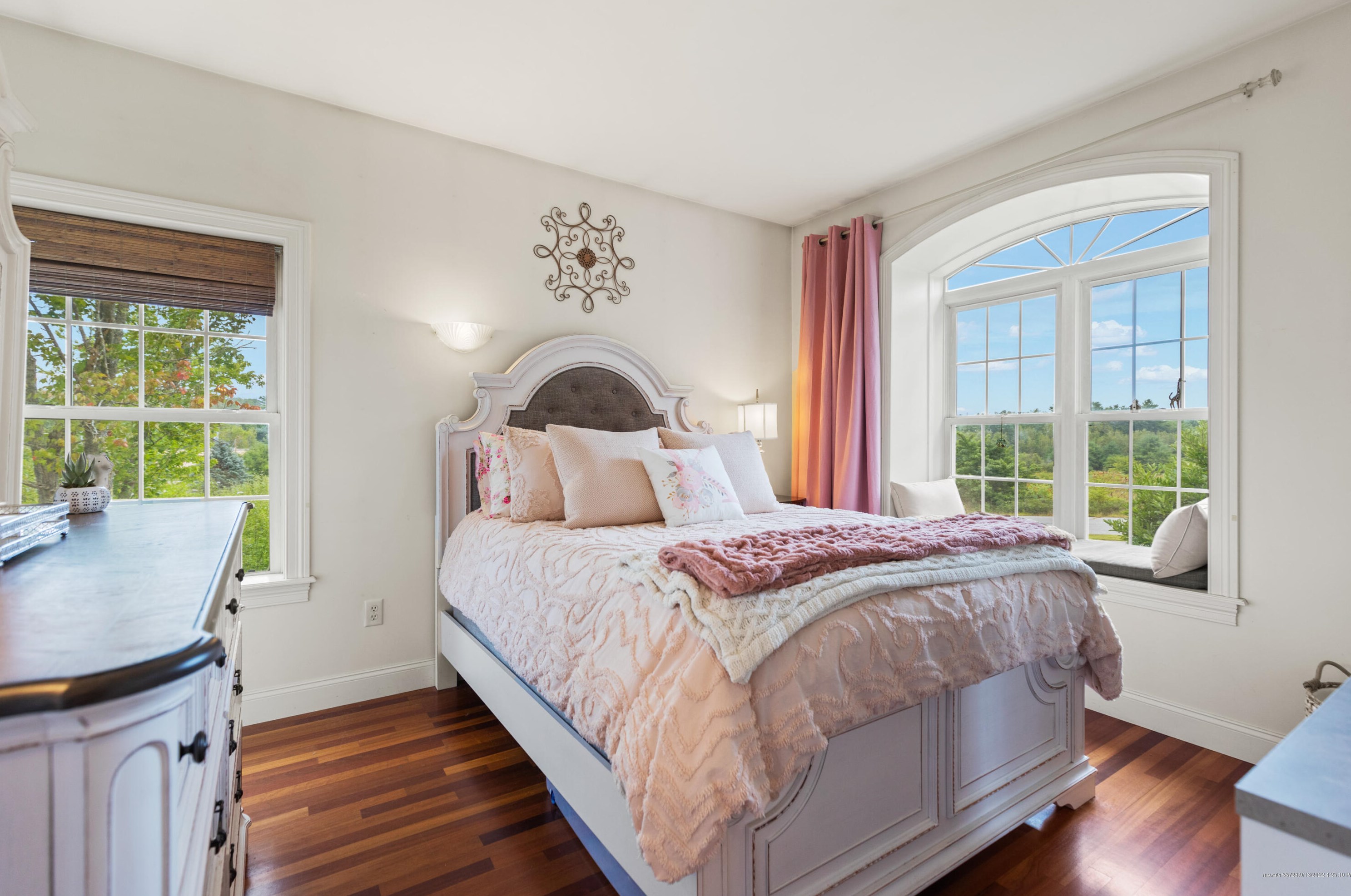 7 Carol Dr, Windham ME 04062-3325 exterior