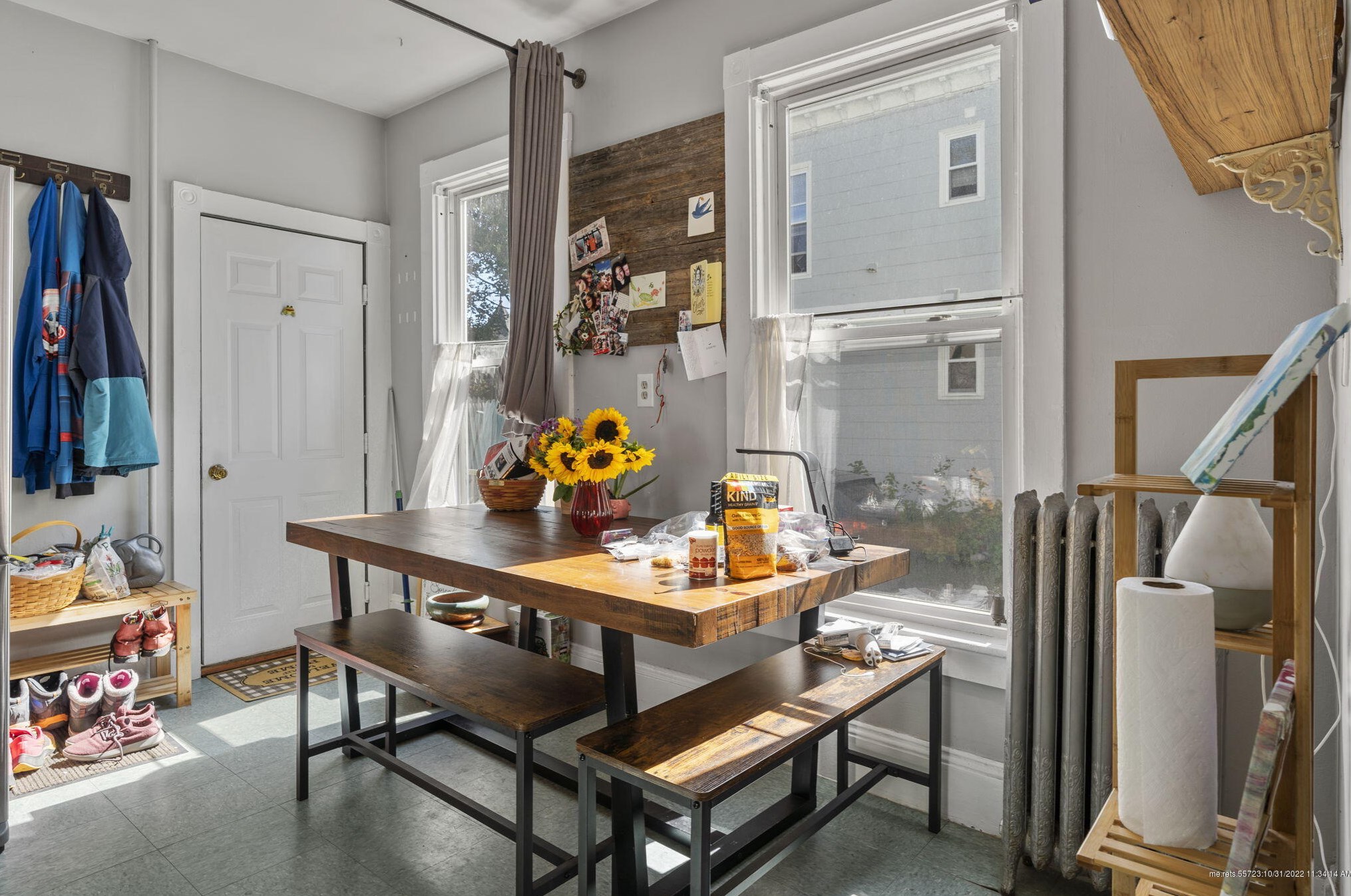 39 Roberts St, Portland ME 04102-2016 exterior